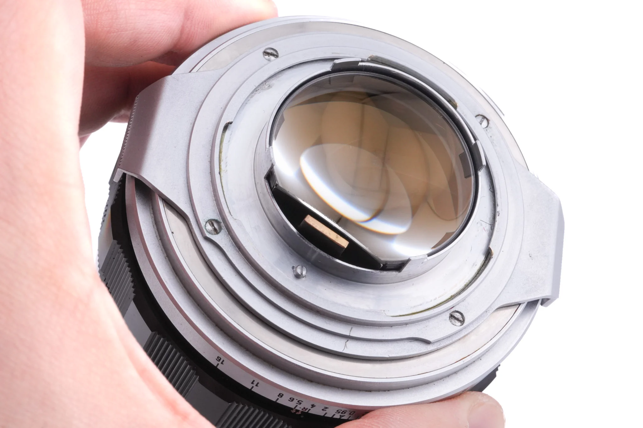 Canon 50mm f0.95 - Image 6