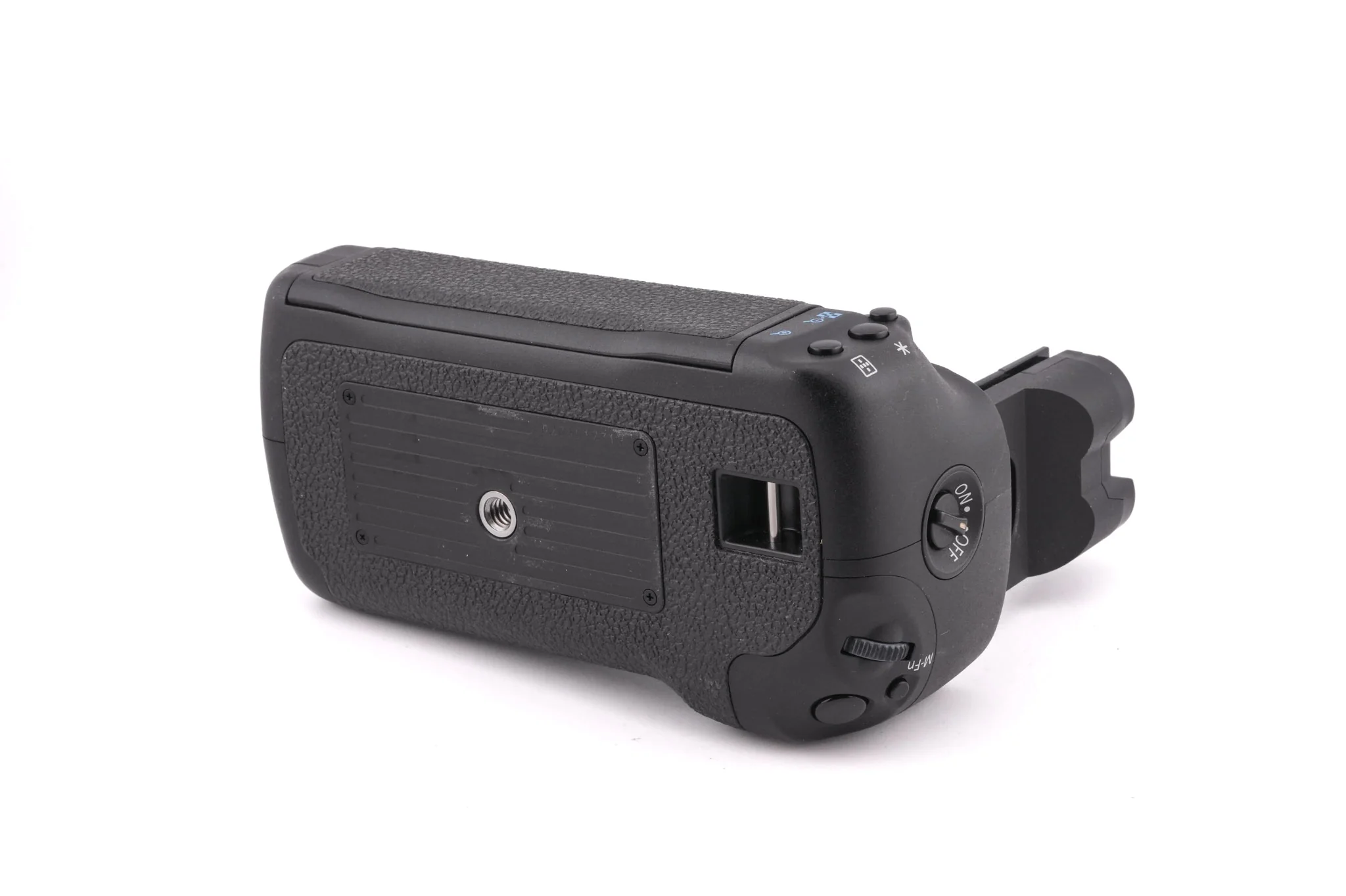 Canon BG-E7 Battery Grip - Image 3