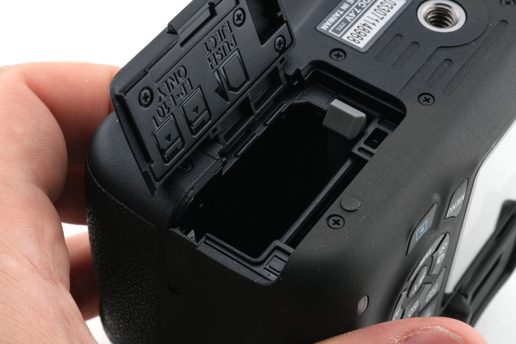 Canon EOS 1200D - Image 9