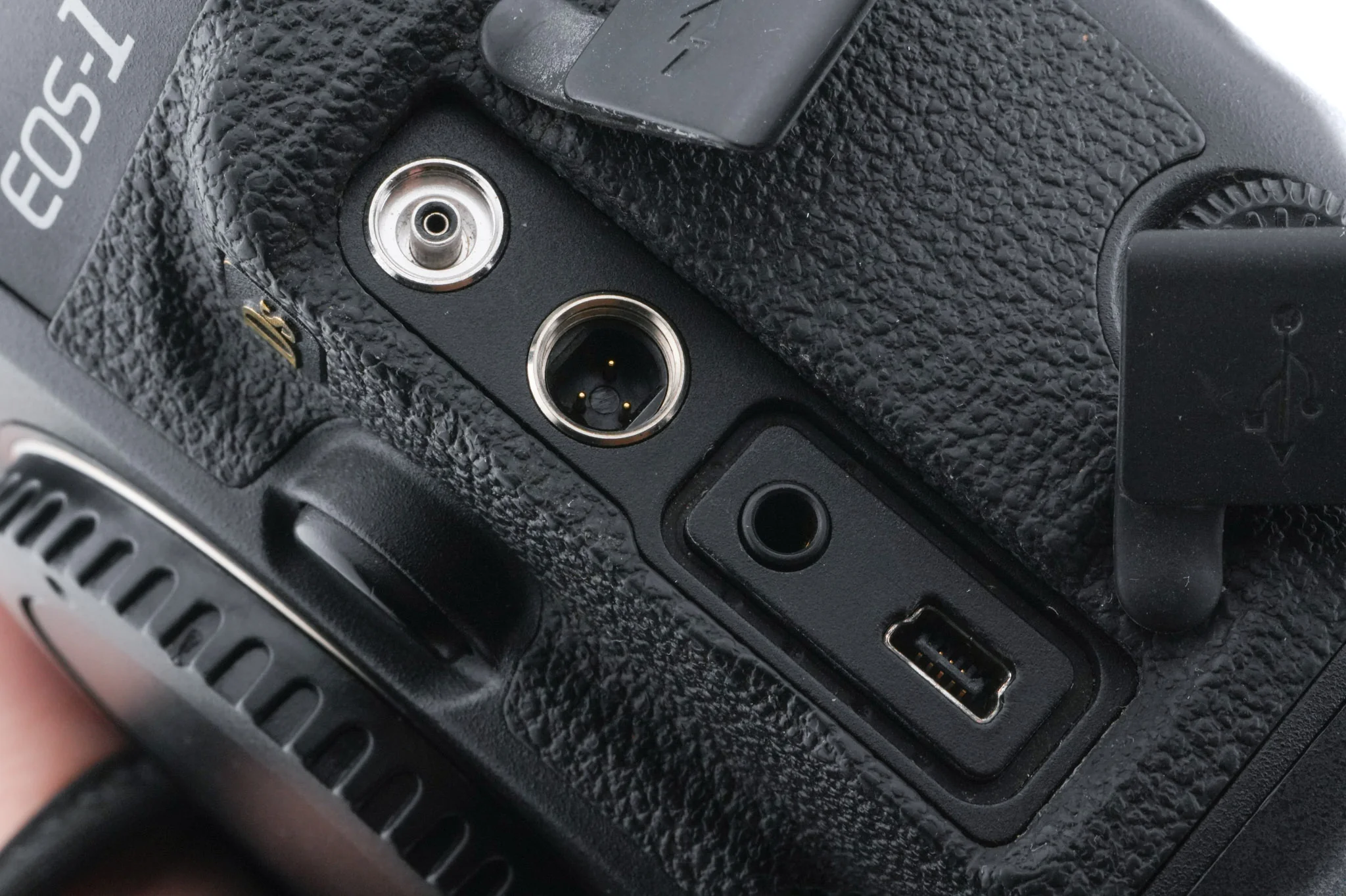 Canon EOS 1Ds Mark III - Image 7