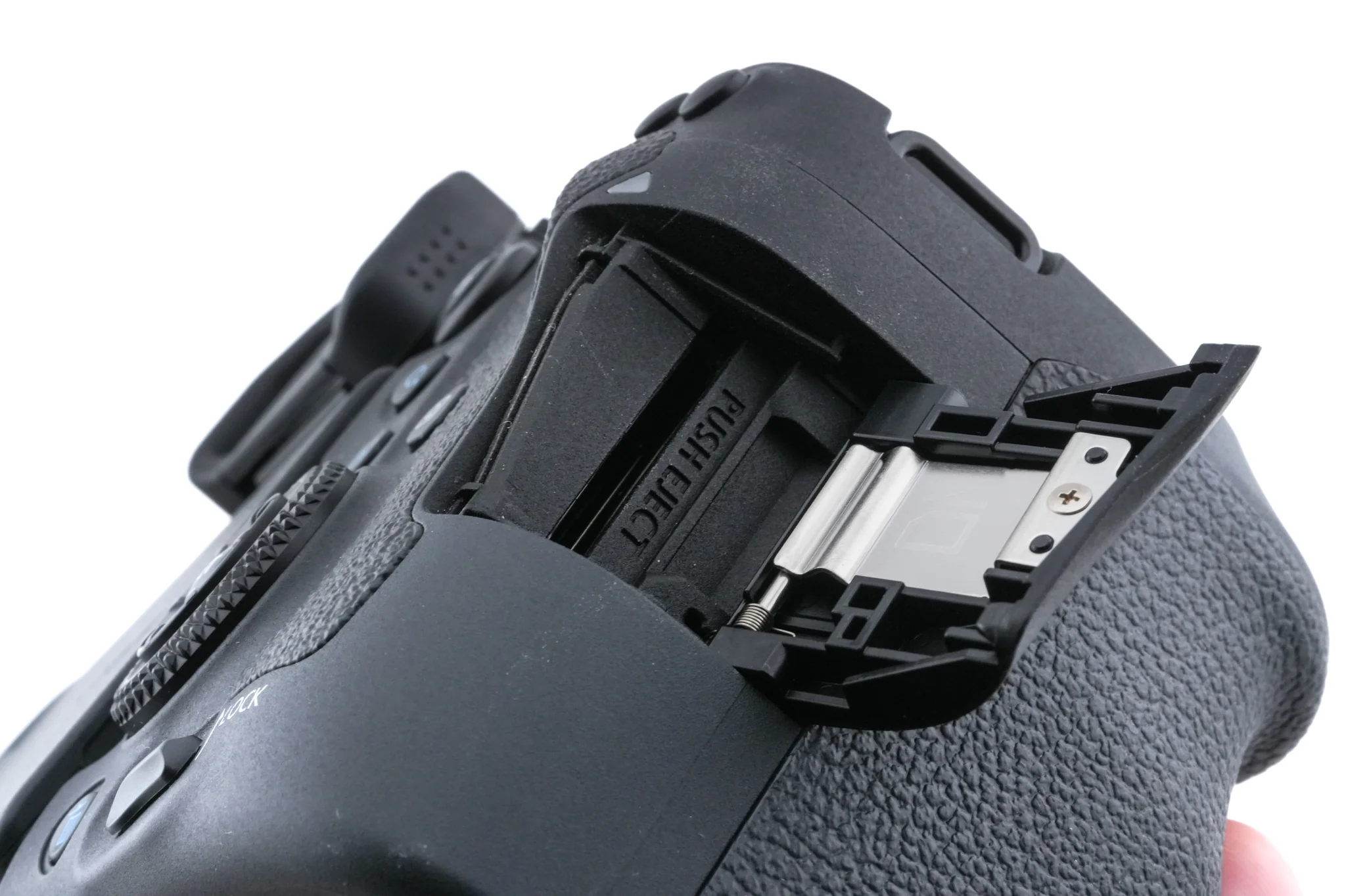 Canon EOS 6D Mark II - Image 10