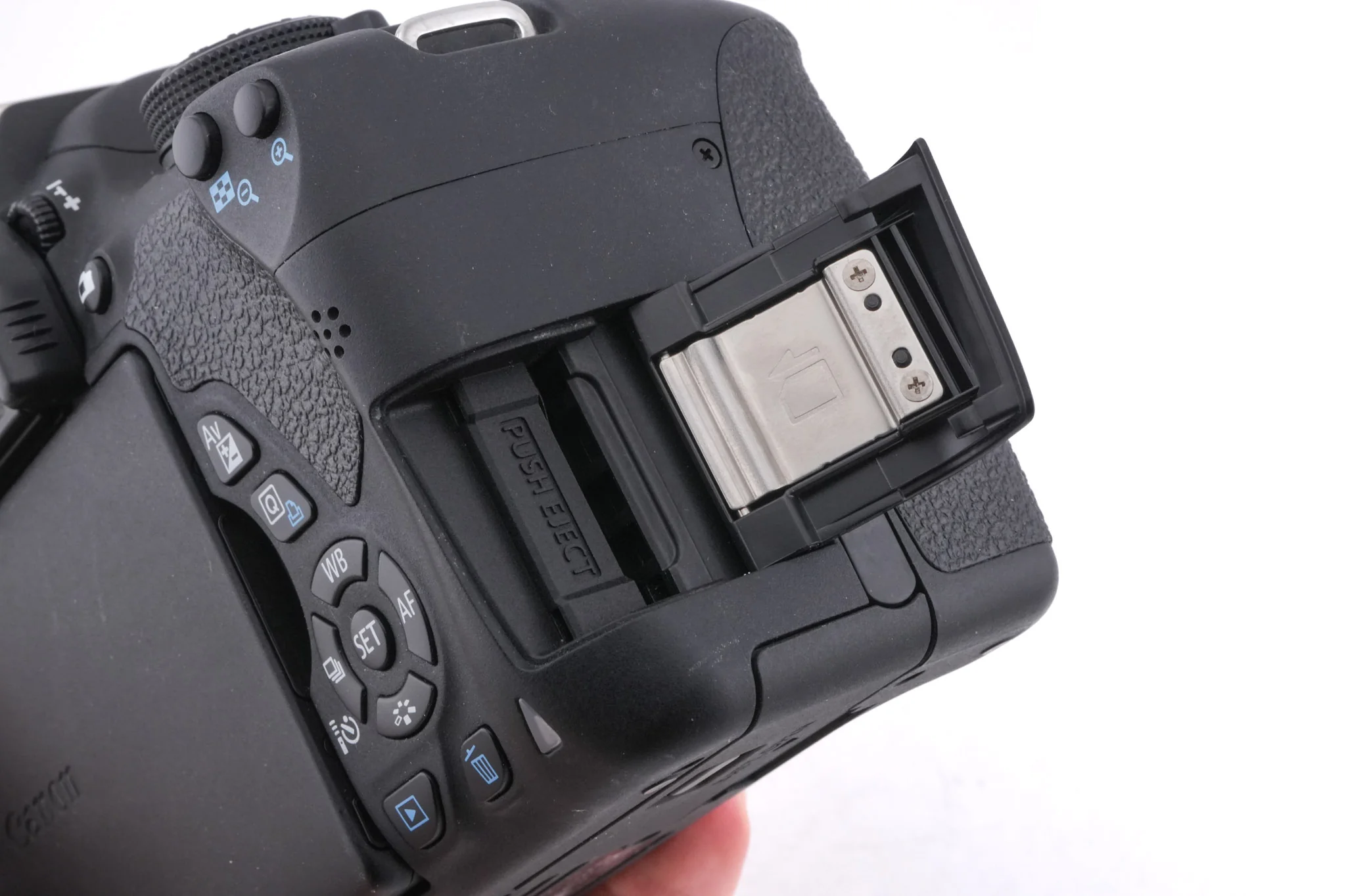 Canon EOS 700D - Image 7