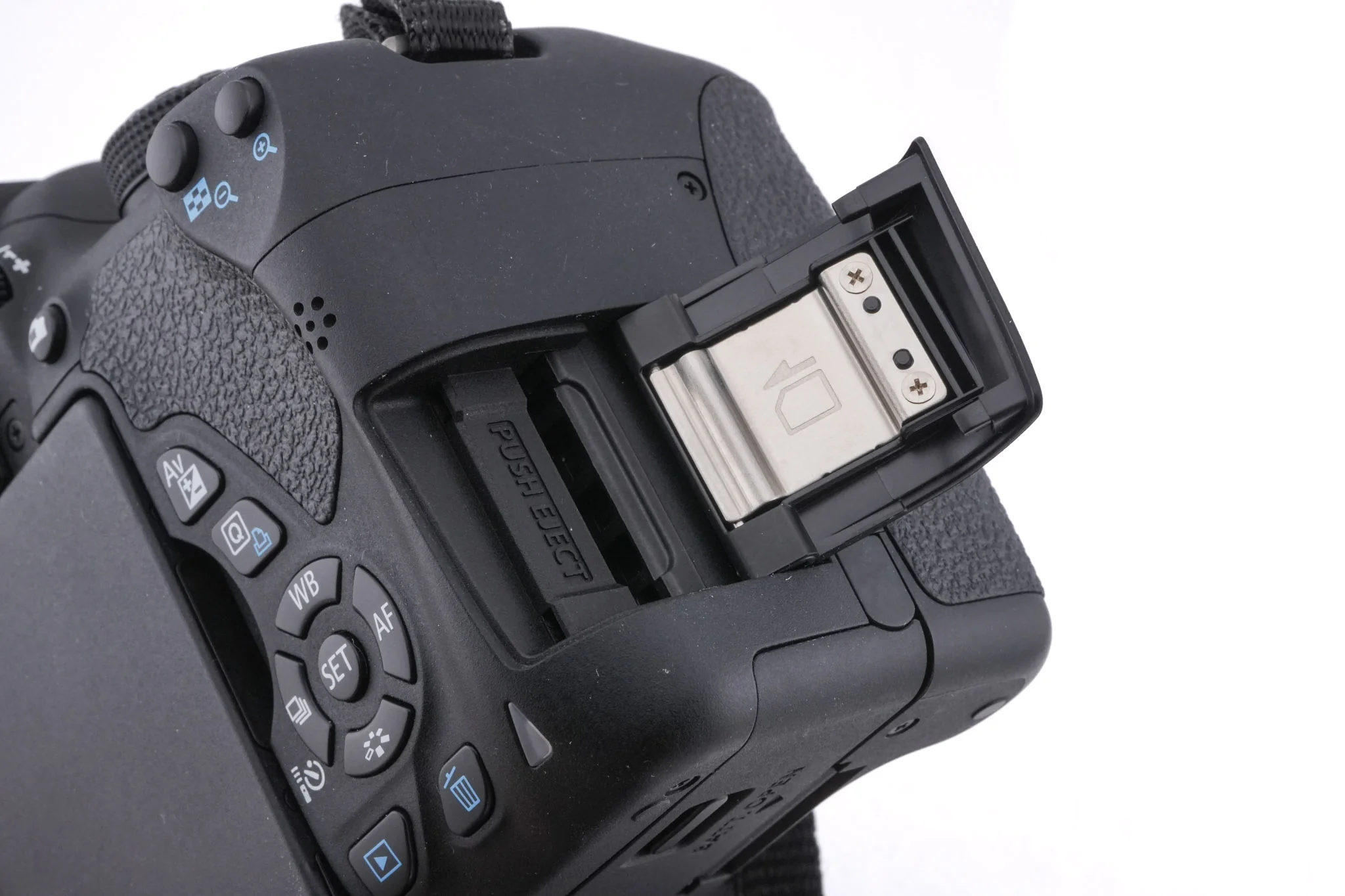 Canon EOS 700D - Image 7