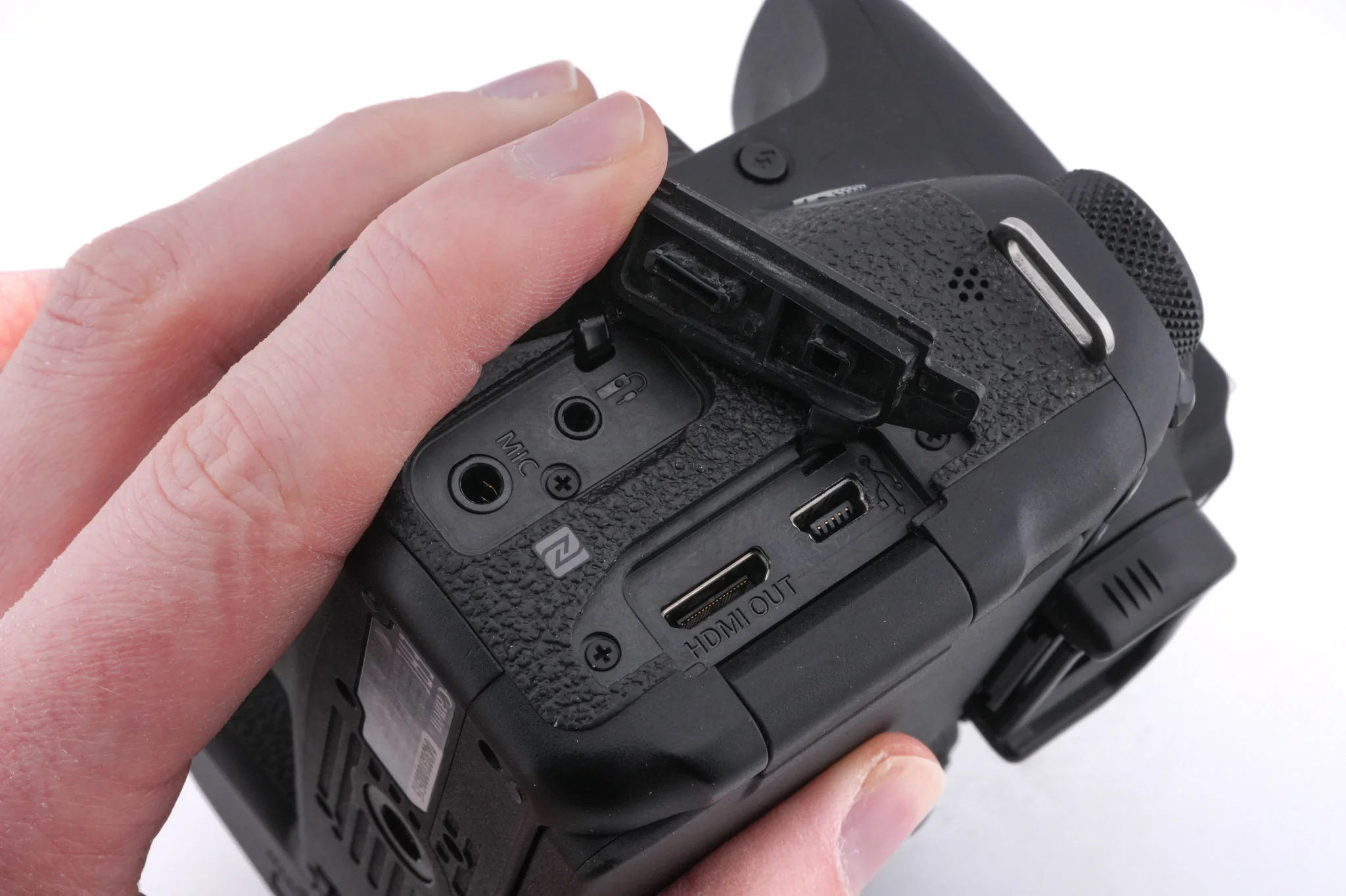 Canon EOS 77D - Image 8