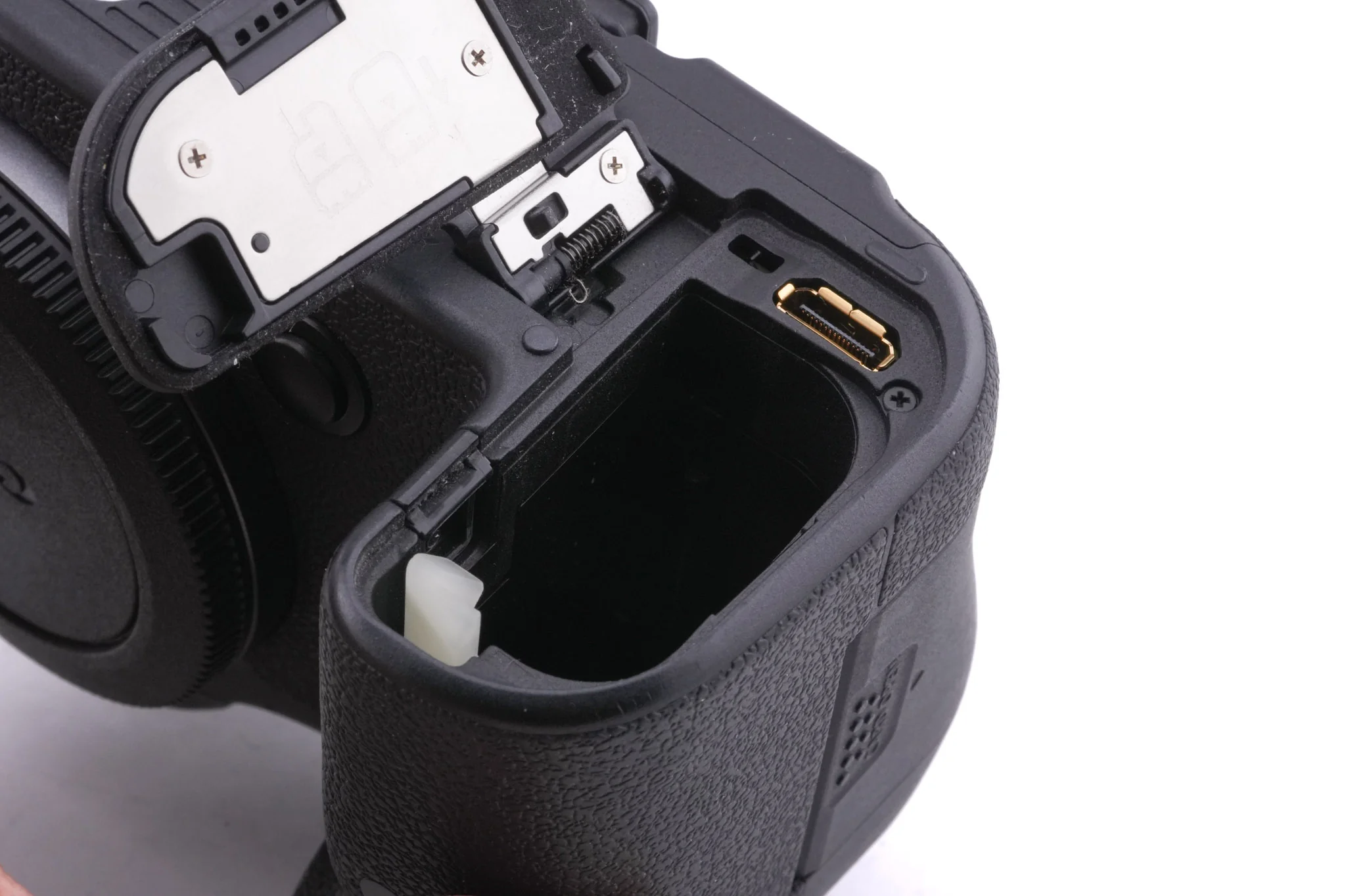 Canon EOS R6 - Image 10