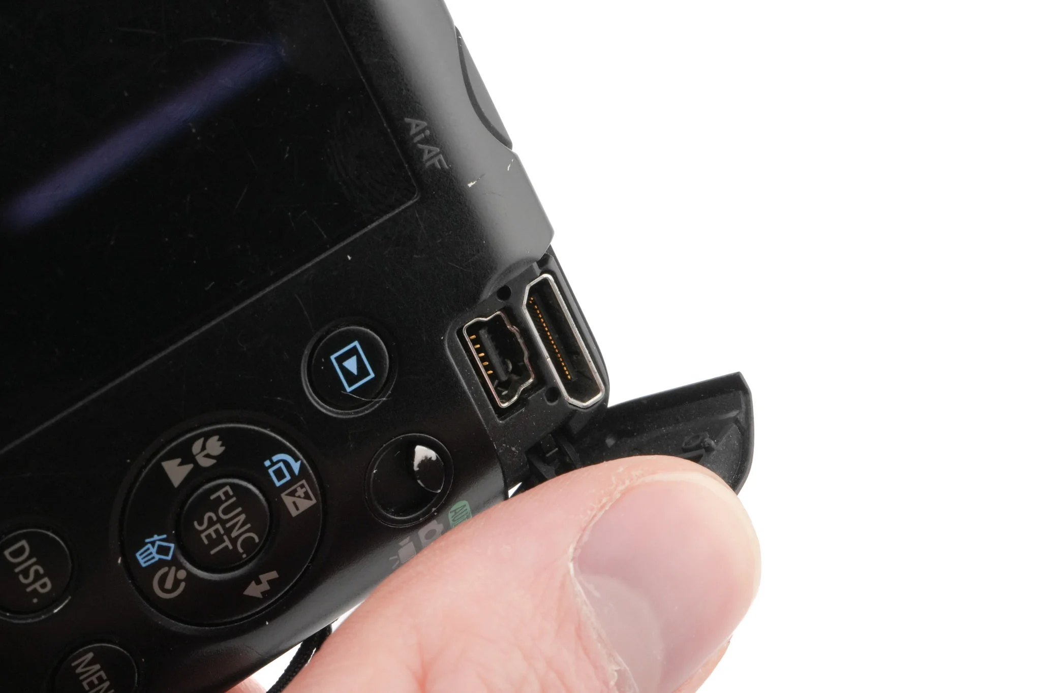 Canon IXUS 100 IS - Image 6