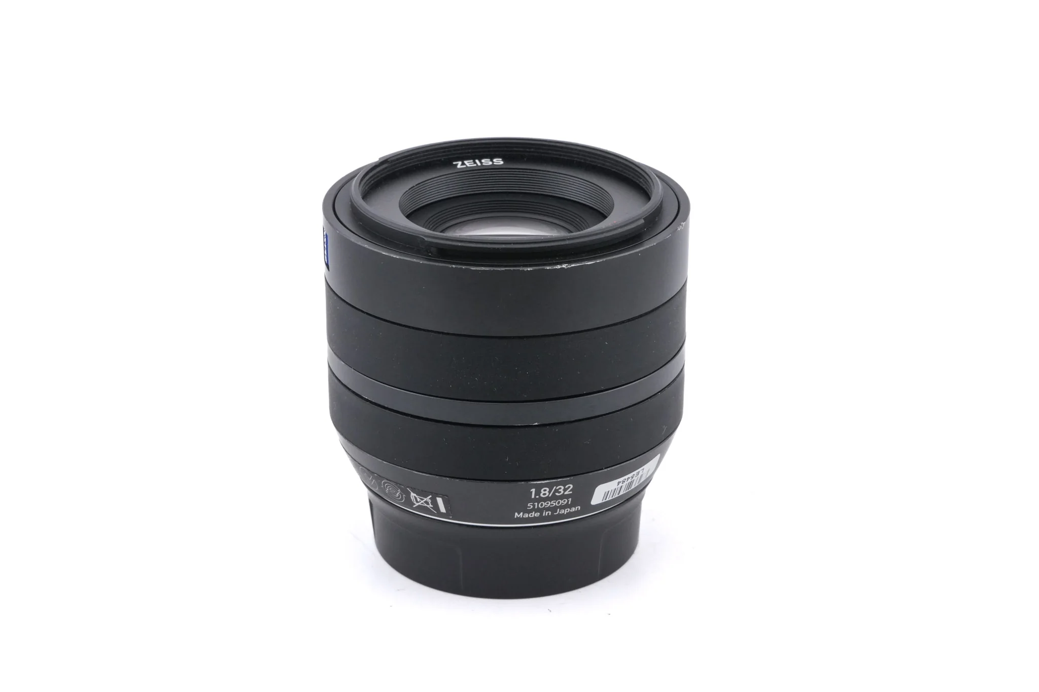 Carl Zeiss 32mm f1.8 Planar T* Touit - Image 2