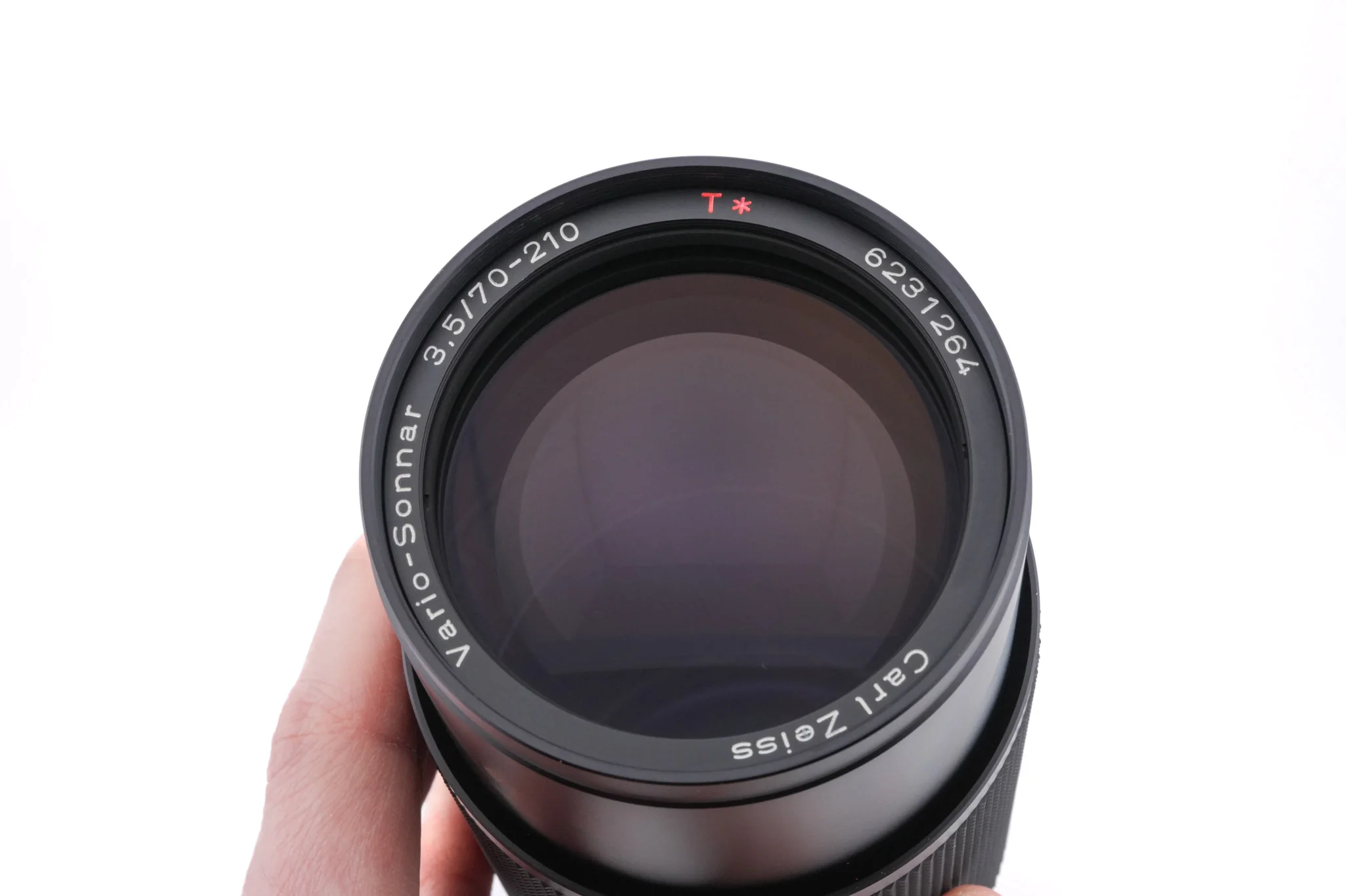 Carl Zeiss 70-210mm f3.5 Vario-Sonnar T* (AE) - Image 3