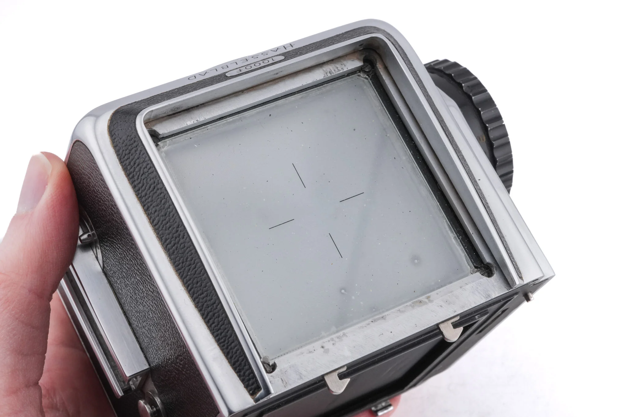 Hasselblad 1000F (8012) + 80mm f2.8 Tessar T Opton (OBTU / 8055) + 12 Film Magazine + Waist Level Finder (FUJUC) - Image 10