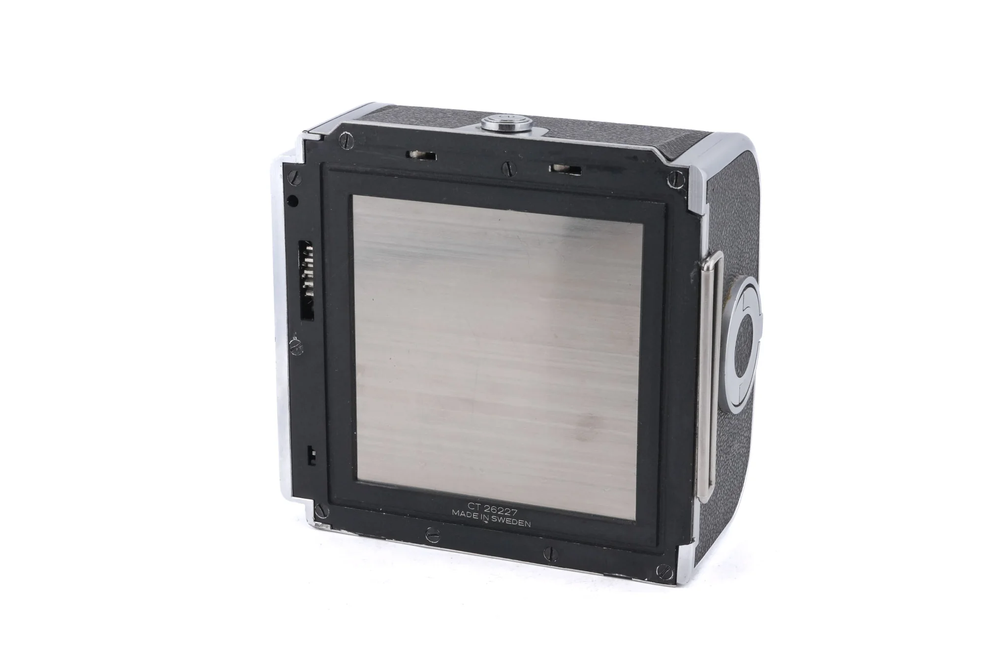 Hasselblad 1000F (8012) + 80mm f2.8 Tessar T Opton (OBTU / 8055) + 12 Film Magazine + Waist Level Finder (FUJUC) - Image 11