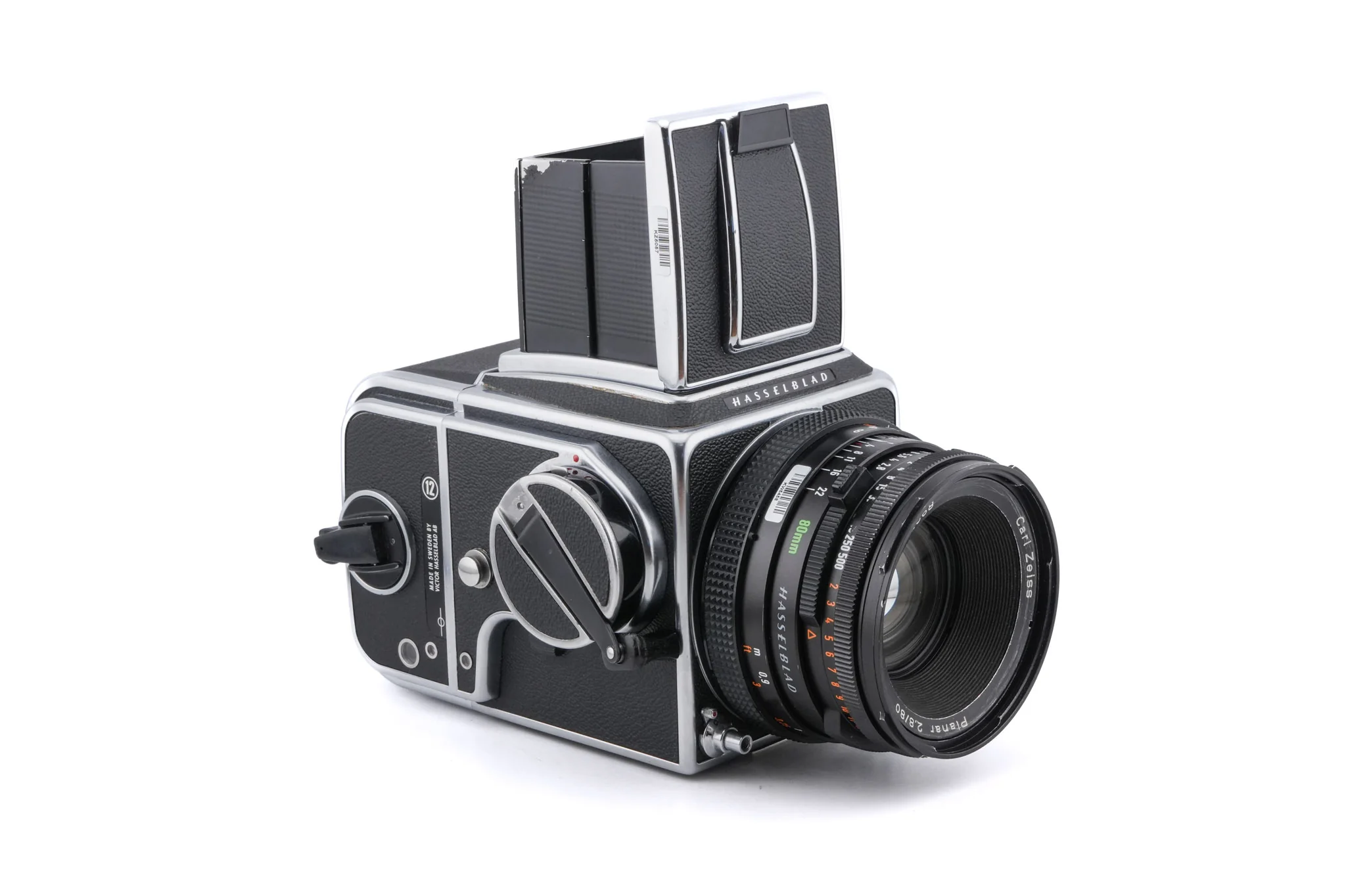 Hasselblad 500C/M (Silver, 10026) + A12N Film Magazine + Waist Level Finder (New / Chrome, 42315) + 80mm f2.8 Planar T* CF (20029) - Image 2