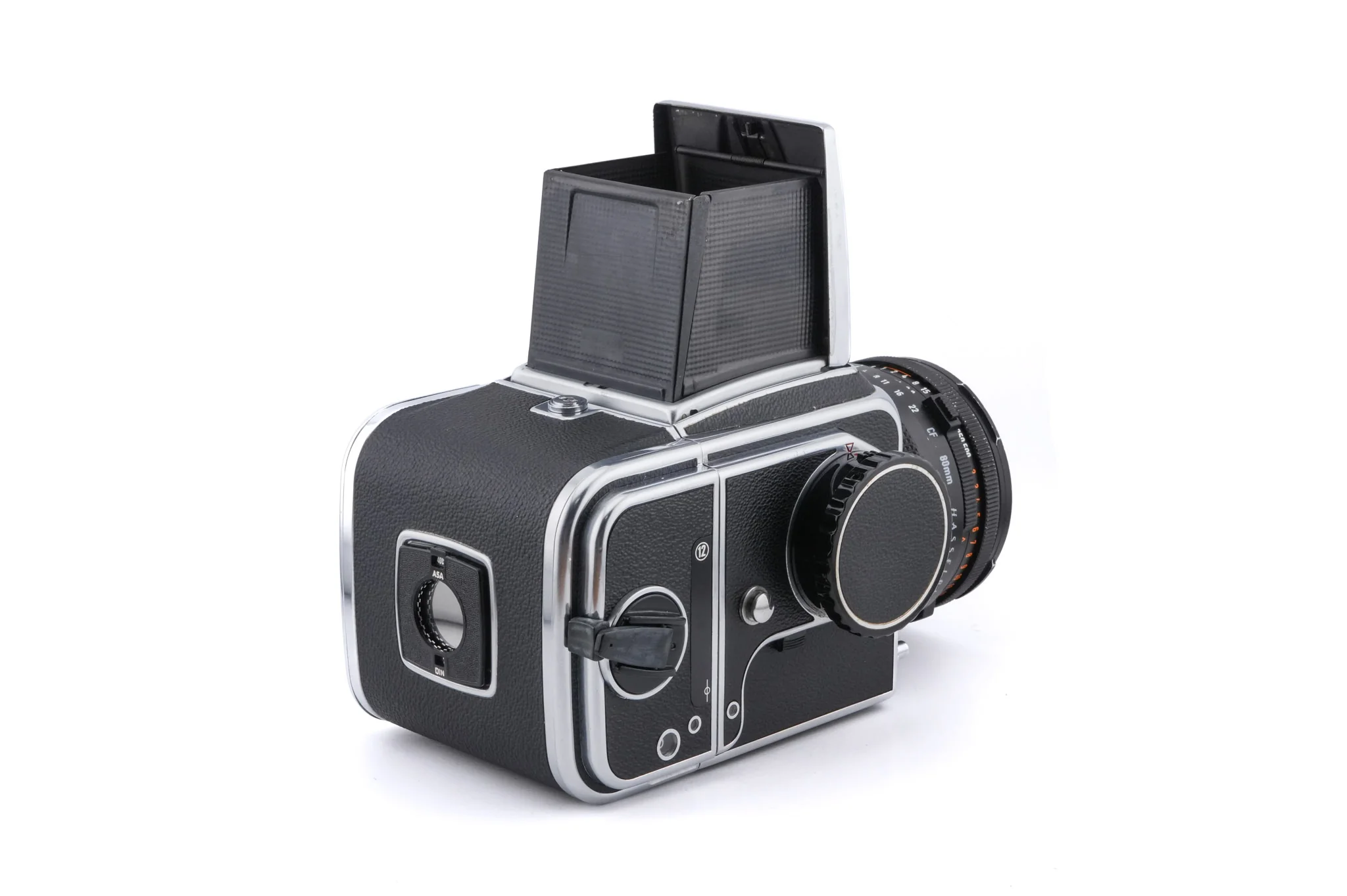 Hasselblad 500C/M (Silver, 10026) + Waist Level Finder (Old / Silver, 42021) + 80mm f2.8 Planar T* CF (20029) + Standard Focusing Screen (42161) + A12 Film Magazine (Silver, 30074) - Image 3