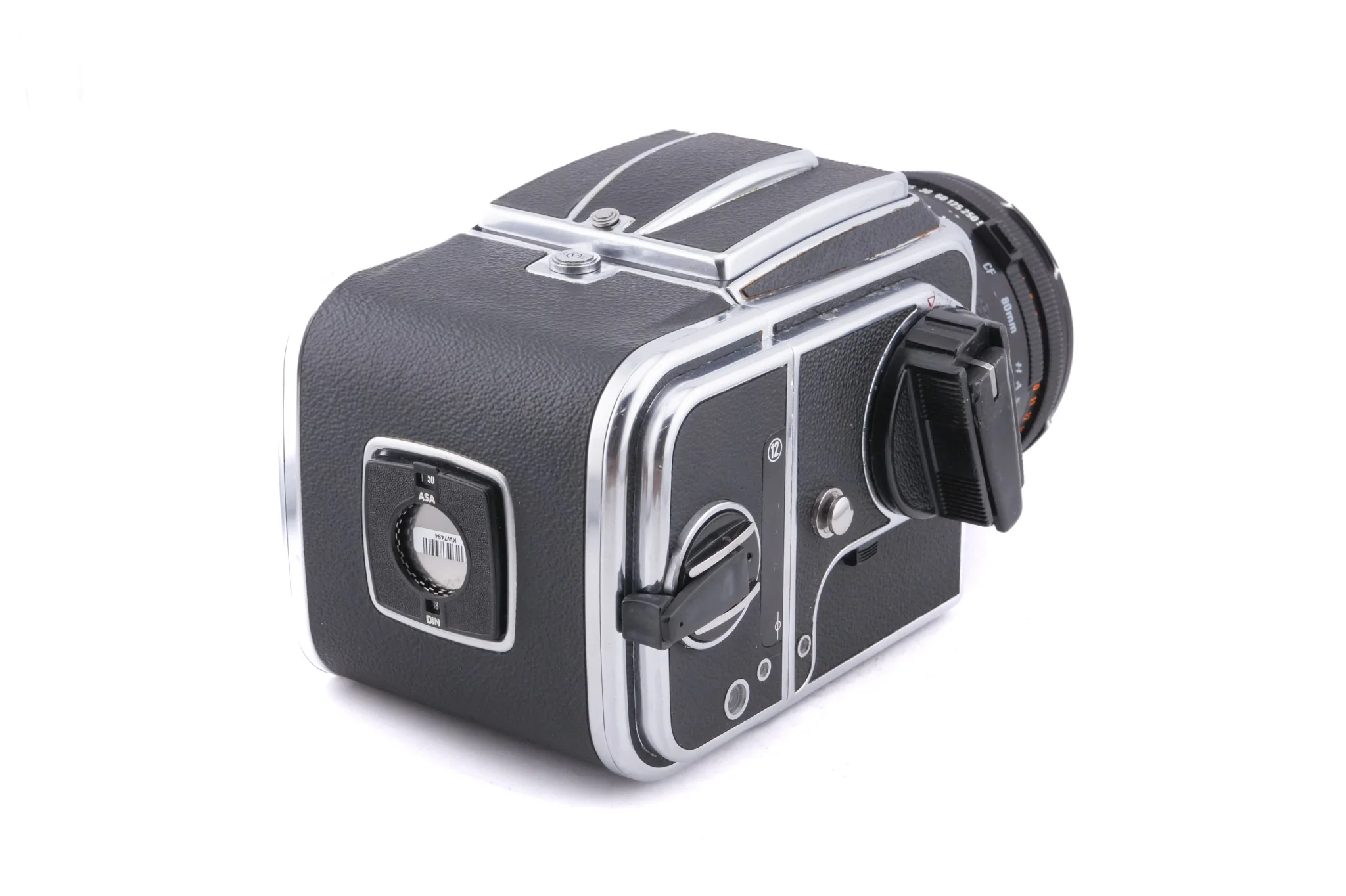 Hasselblad 500C/M (Silver, 10026) + 80mm f2.8 Planar T* CF (20029) + A12 Film Magazine (Silver, 30074) + Waist Level Finder (Old / Silver, 42021) + Standard Focusing Screen (42161) - Image 3