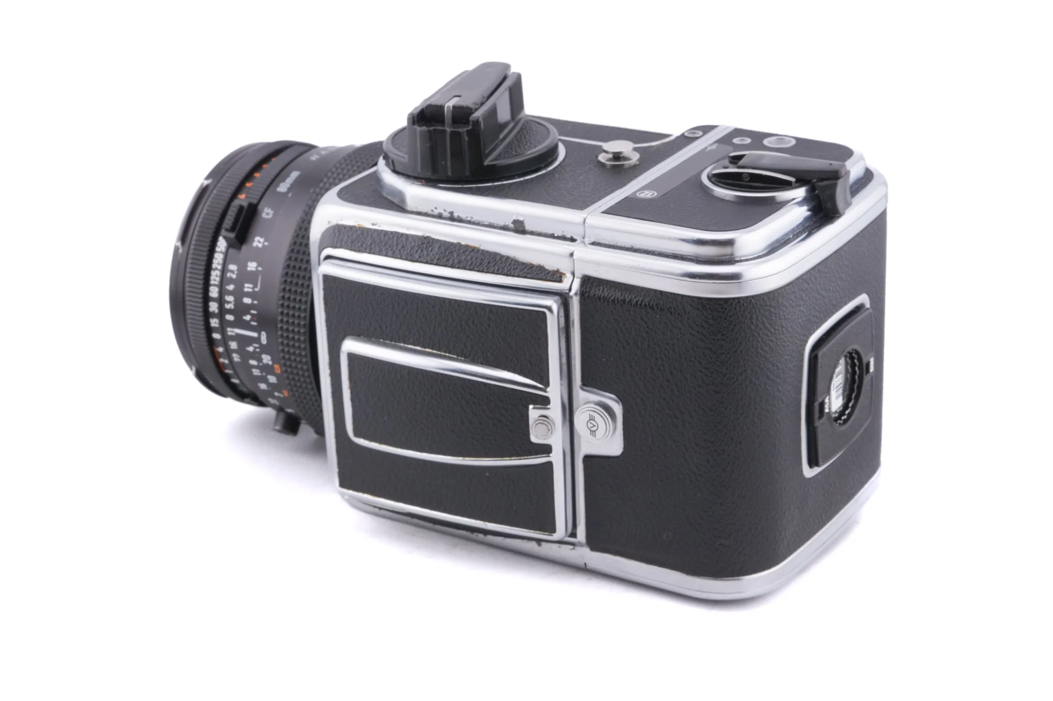 Hasselblad 500C/M (Silver, 10026) + 80mm f2.8 Planar T* CF (20029) + A12 Film Magazine (Silver, 30074) + Waist Level Finder (Old / Silver, 42021) + Standard Focusing Screen (42161) - Image 5