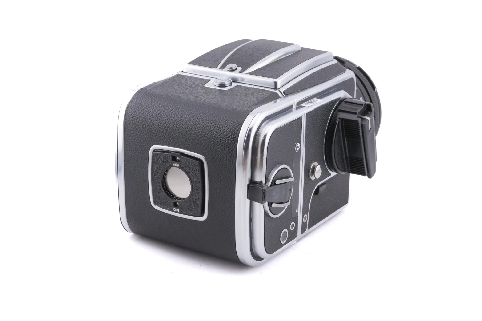 Hasselblad 500C/M (Silver, 10026) + 80mm f2.8 Planar T* CF (20029) + A12 Film Magazine (Silver, 30074) + Checked Focusing Screen with Central Grid (42250) + Waist Level Finder (Old / Silver, 42021) - Image 3