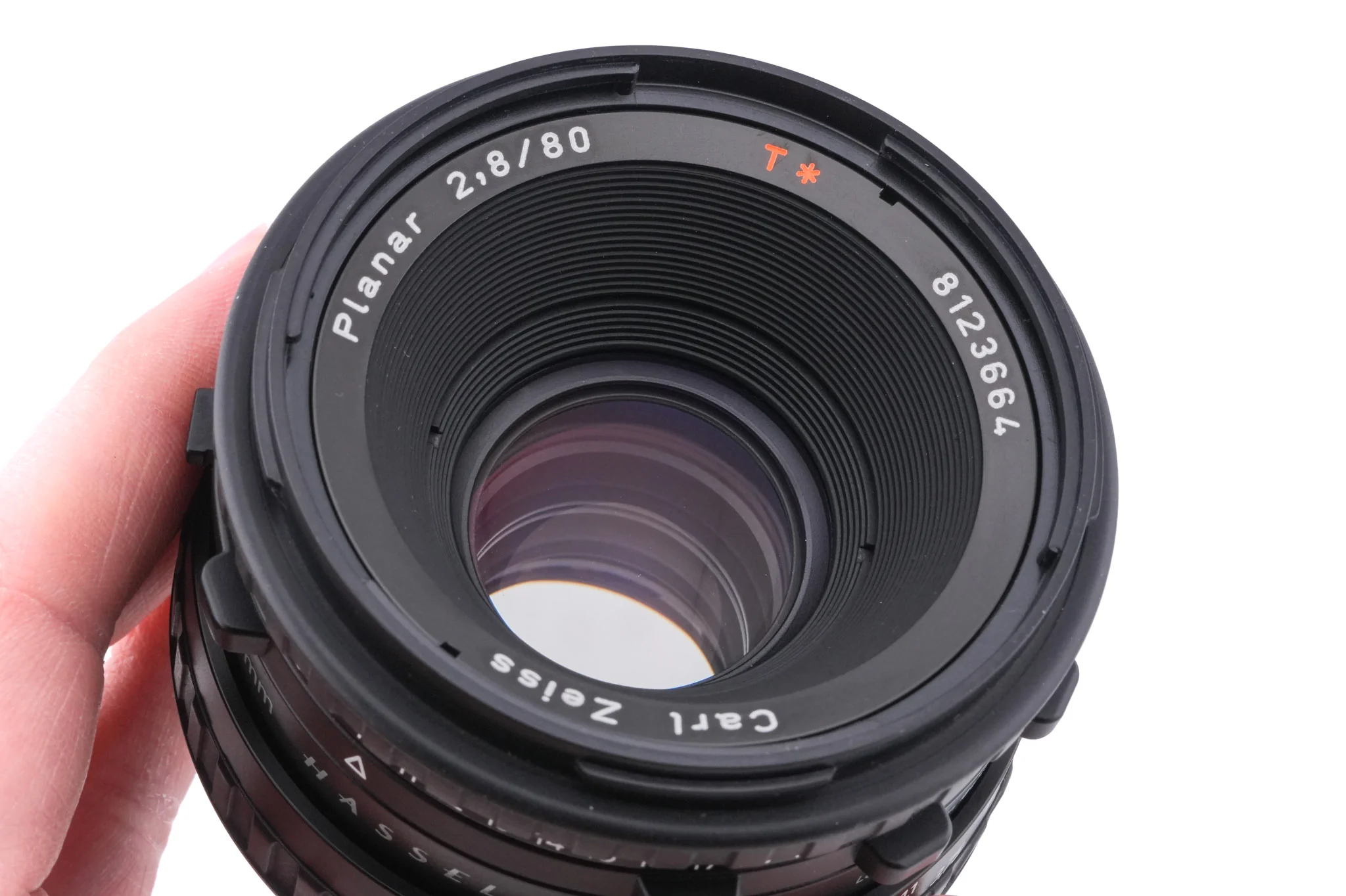 Hasselblad 501CM (Silver, 10238) + Acute Matte D Microprism / Split Image Focusing Screen (42215) + Waist Level Finder (New / Chrome, 42315) + 80mm f2.8 Planar T* CB (20032) + A12N Film Magazine - Image 15
