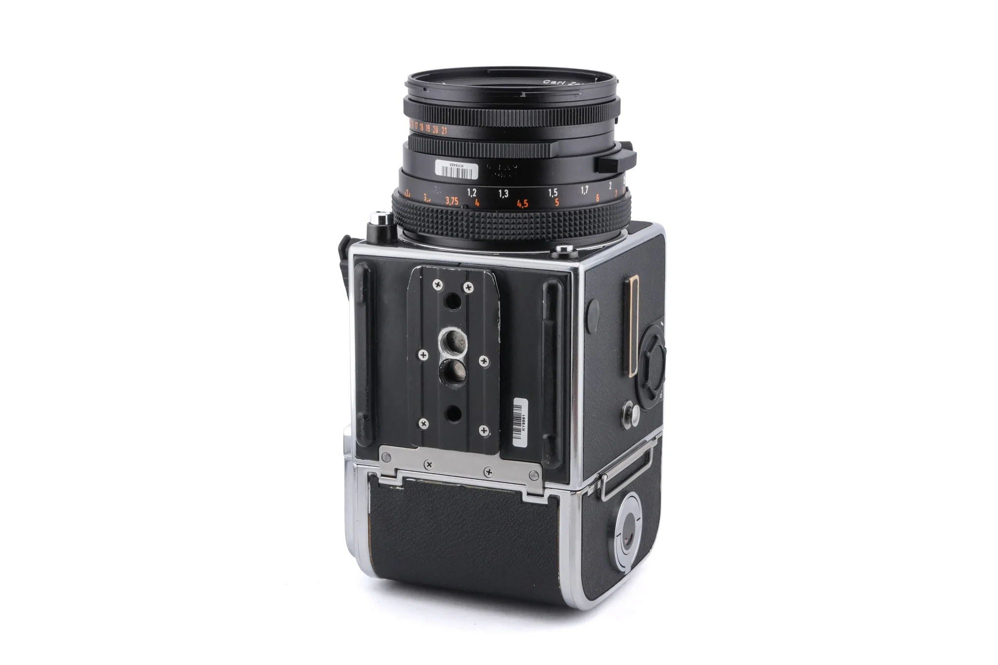 Hasselblad 503CW (Silver, 10243) + Waist Level Finder (New / Chrome, 42315) + A12N Film Magazine + Acute Matte D Standard Focusing Screen (42204) + 80mm f2.8 Planar T* CF (20029) - Image 5