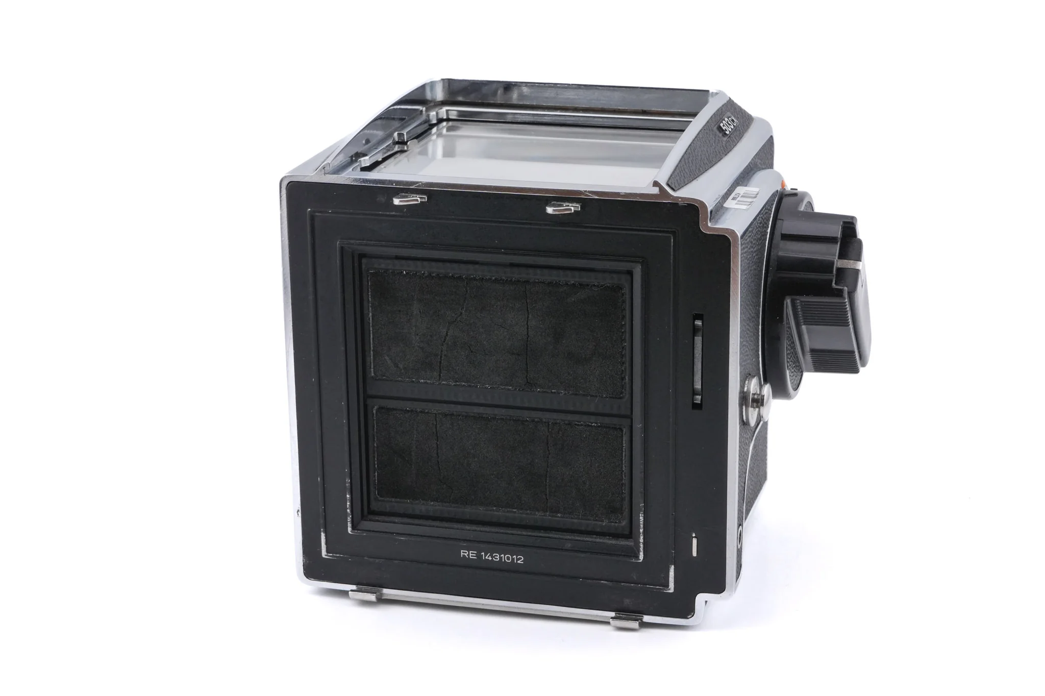 Hasselblad 503CX (Silver, 10026) + A12N Film Magazine + Waist Level Finder (New / Chrome, 42315) + Acute Matte D Standard Focusing Screen (42204) + 60mm f3.5 Distagon T* CFi - Image 8