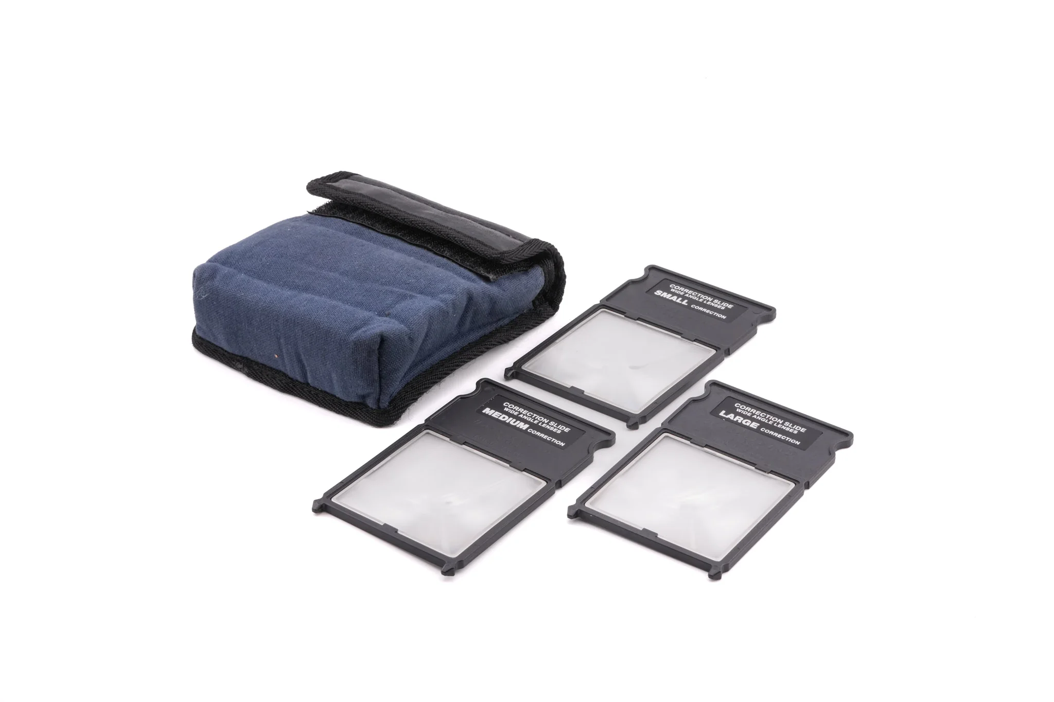 Hasselblad ArcBody (17015) + 45mm f4.5 APO-Grandagon (27045) + Focusing Screen Adapter Standard (41057) + Reflex Viewfinder RMFX (47070) + Small Correction Slide (47003) + Medium Correction Slide (47007) + Large Correction Slide (47011) + Cable Release (5 - Image 15