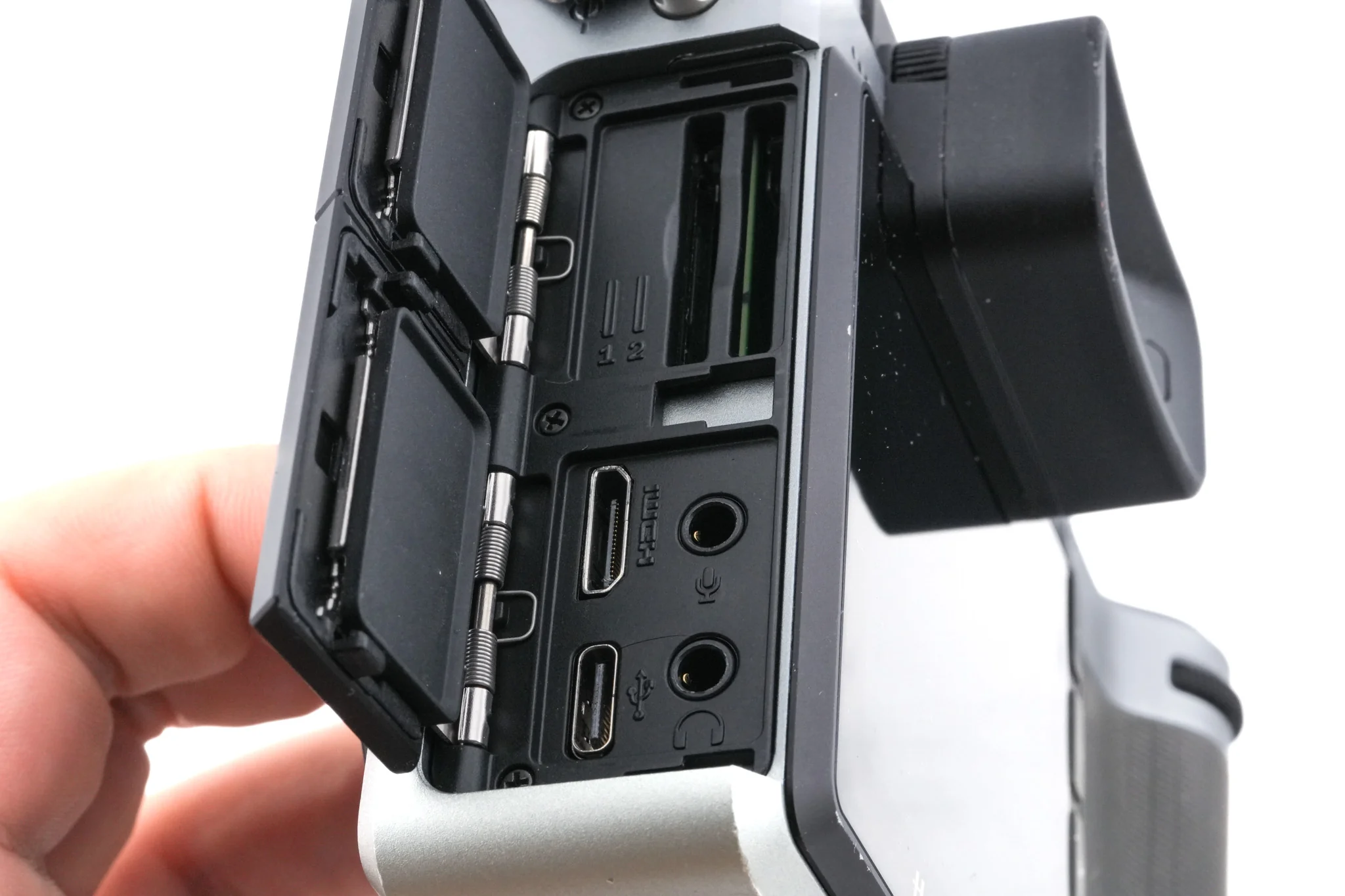 Hasselblad X1D-50c + X1D GPS Module (3054772) - Image 8