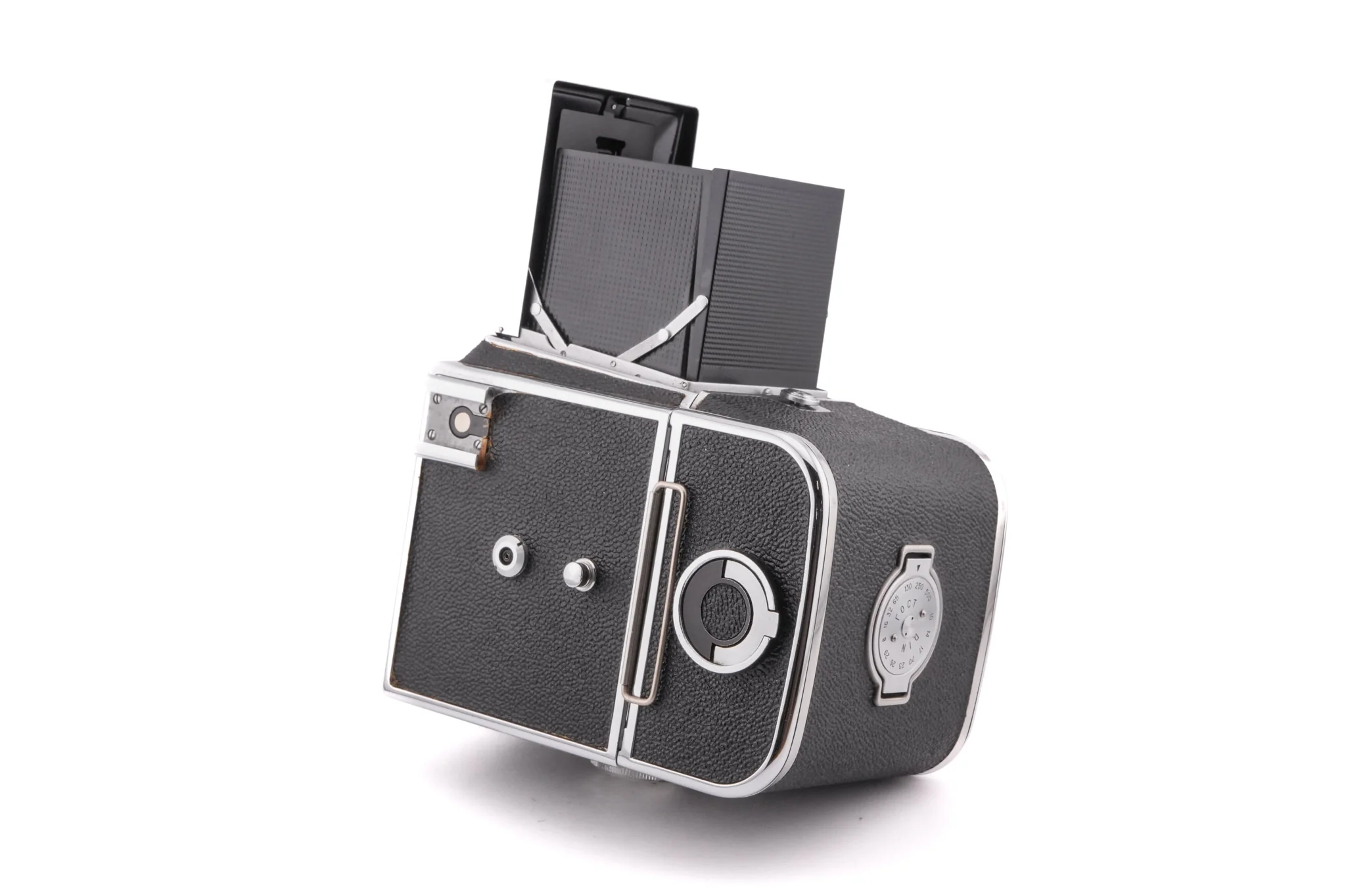 Kiev 88 + Waist Level Finder + 120 Film Back - Image 4