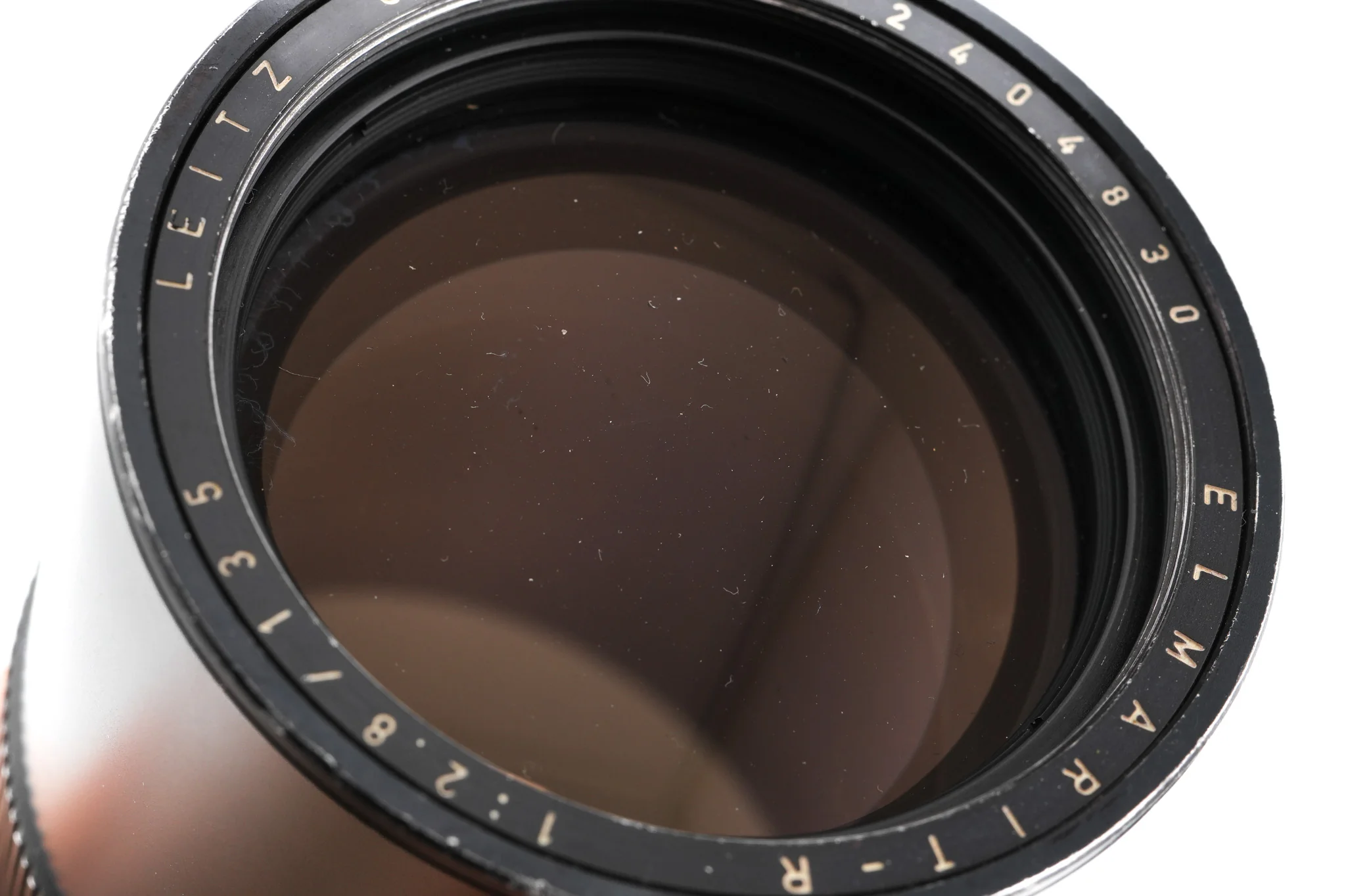 Leica 135mm f2.8 Elmarit-R (Type II) (3-Cam) (11211) - Image 3