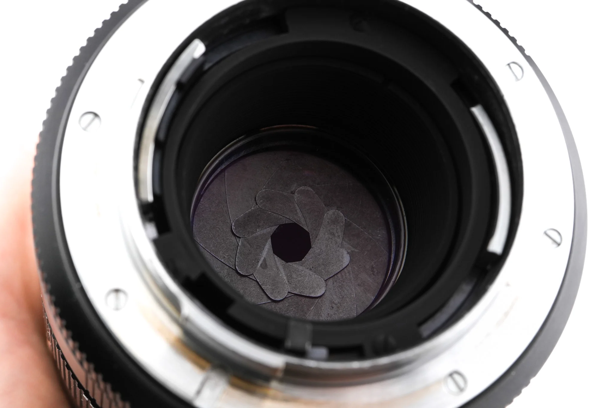 Leica 135mm f2.8 Elmarit-R (Type II) (3-Cam) (11211) - Image 4