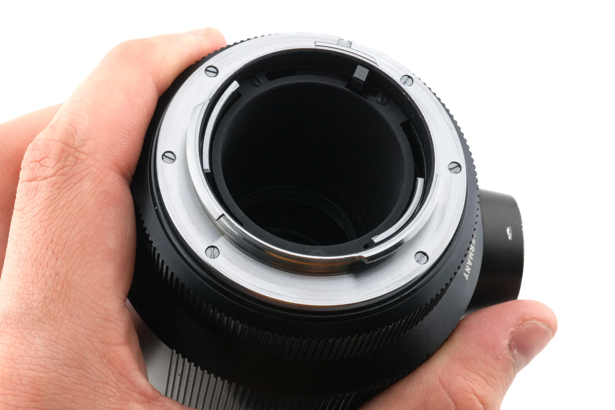 Leica 180mm f2.8 Elmarit-R (Type I) (2-Cam) (11919) - Image 6