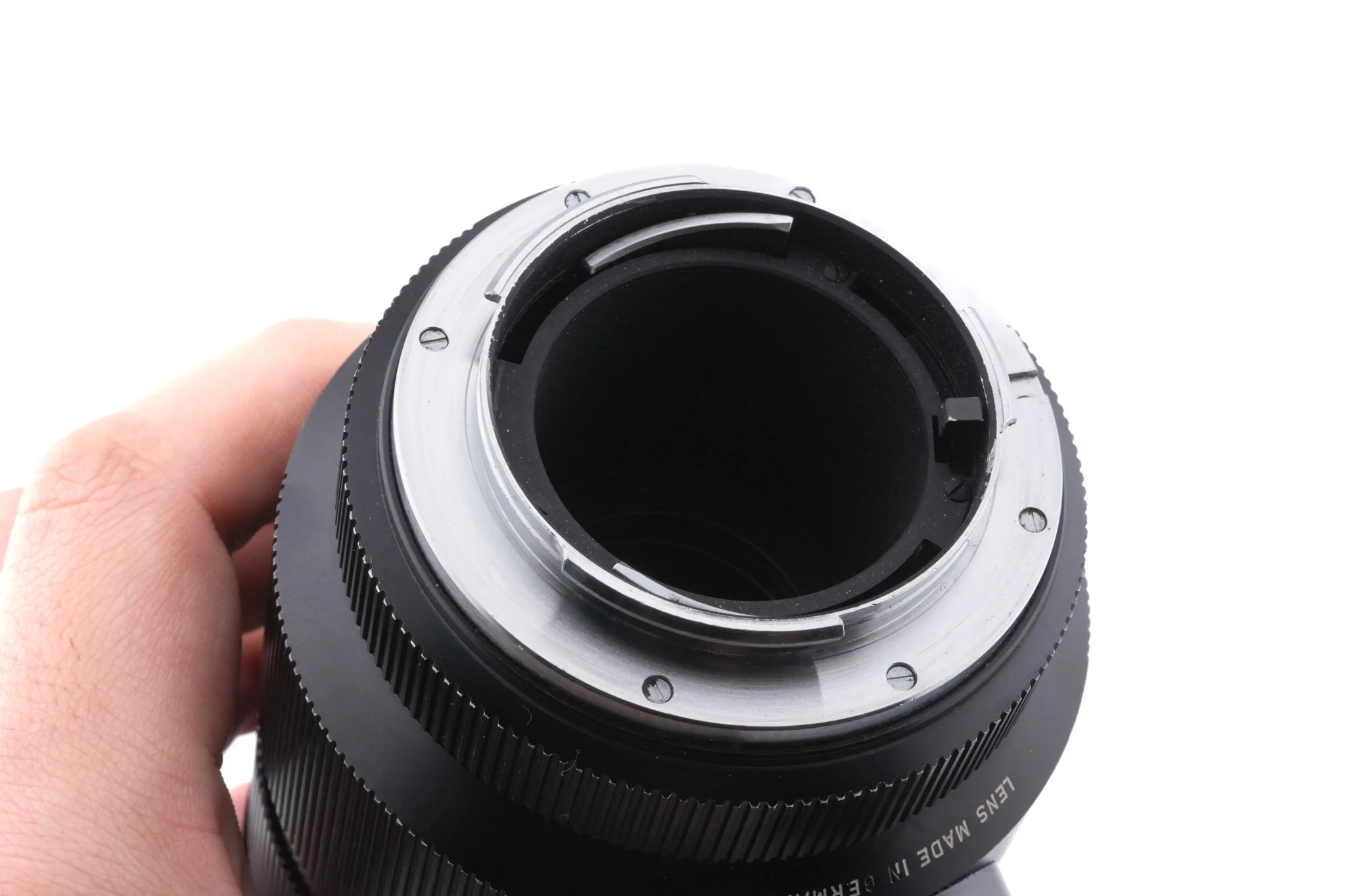Leica 180mm f2.8 Elmarit-R (Type I) (2-Cam) (11919) - Image 6