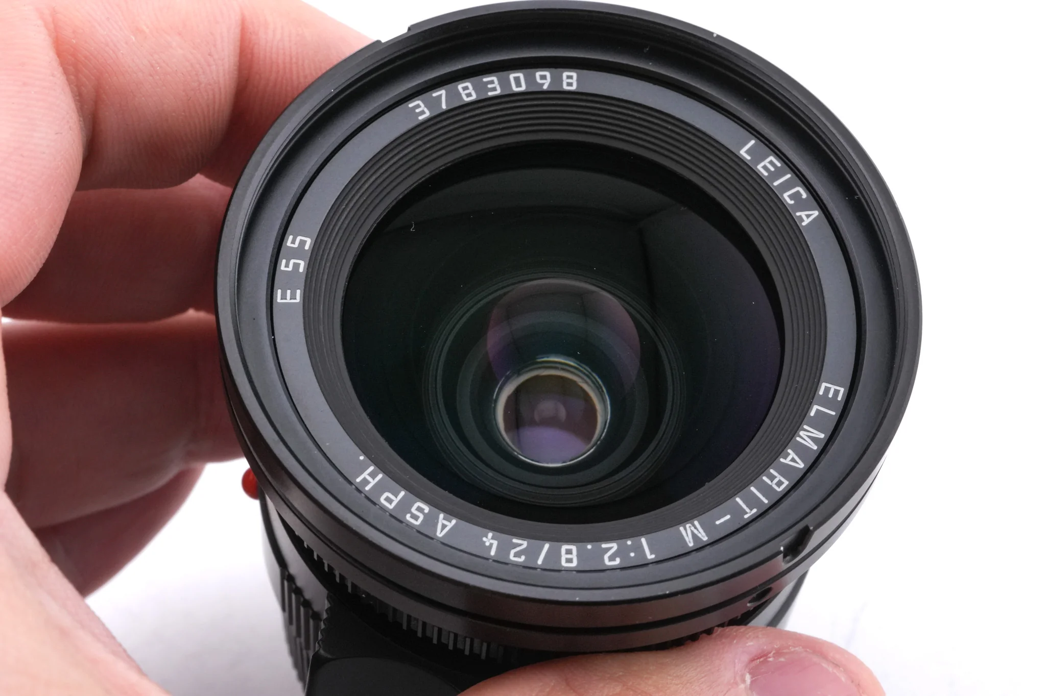 Leica 24mm f2.8 Elmarit-M ASPH. (Black, 11878) + Lens Hood (21mm f2.8 / 24mm f2.8 / 28-35-50mm f4) (12592) - Image 5