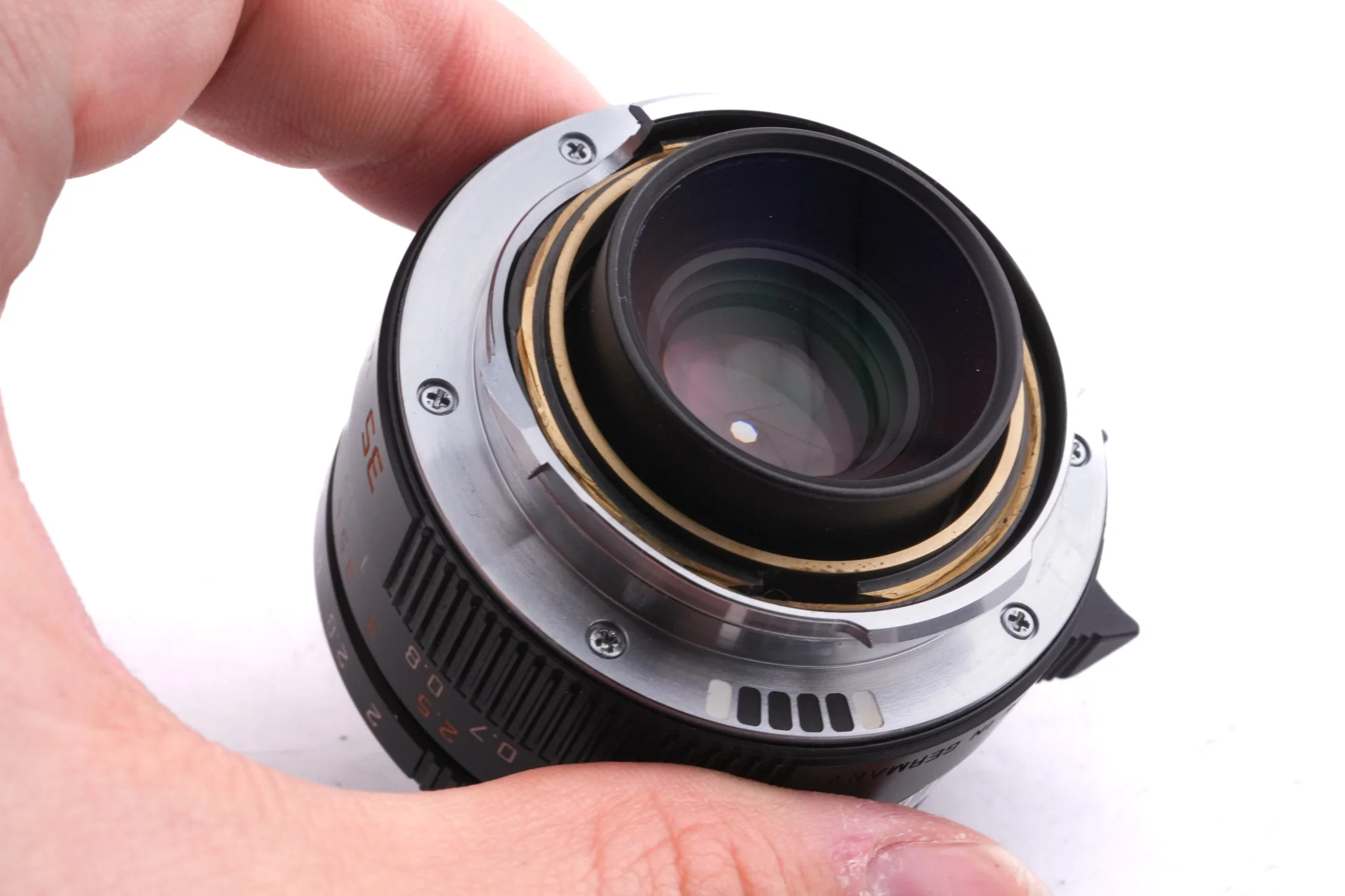 Leica 35mm f2 Summicron-M ASPH. (Type I) (Black, 11879) + Lens Hood (35mm f2 ASPH.) (A42) (12526) - Image 6
