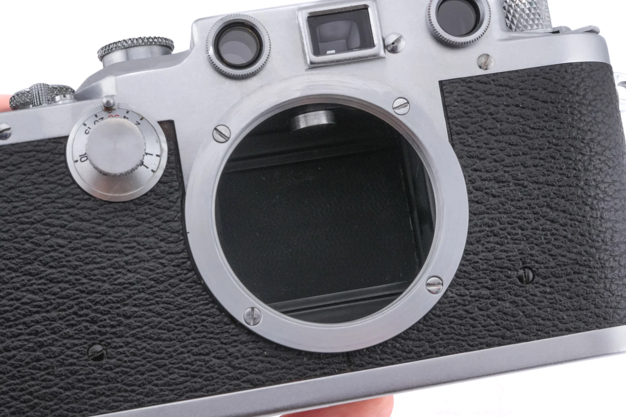 Leica IIIc + 5cm f2 Summitar - Image 7
