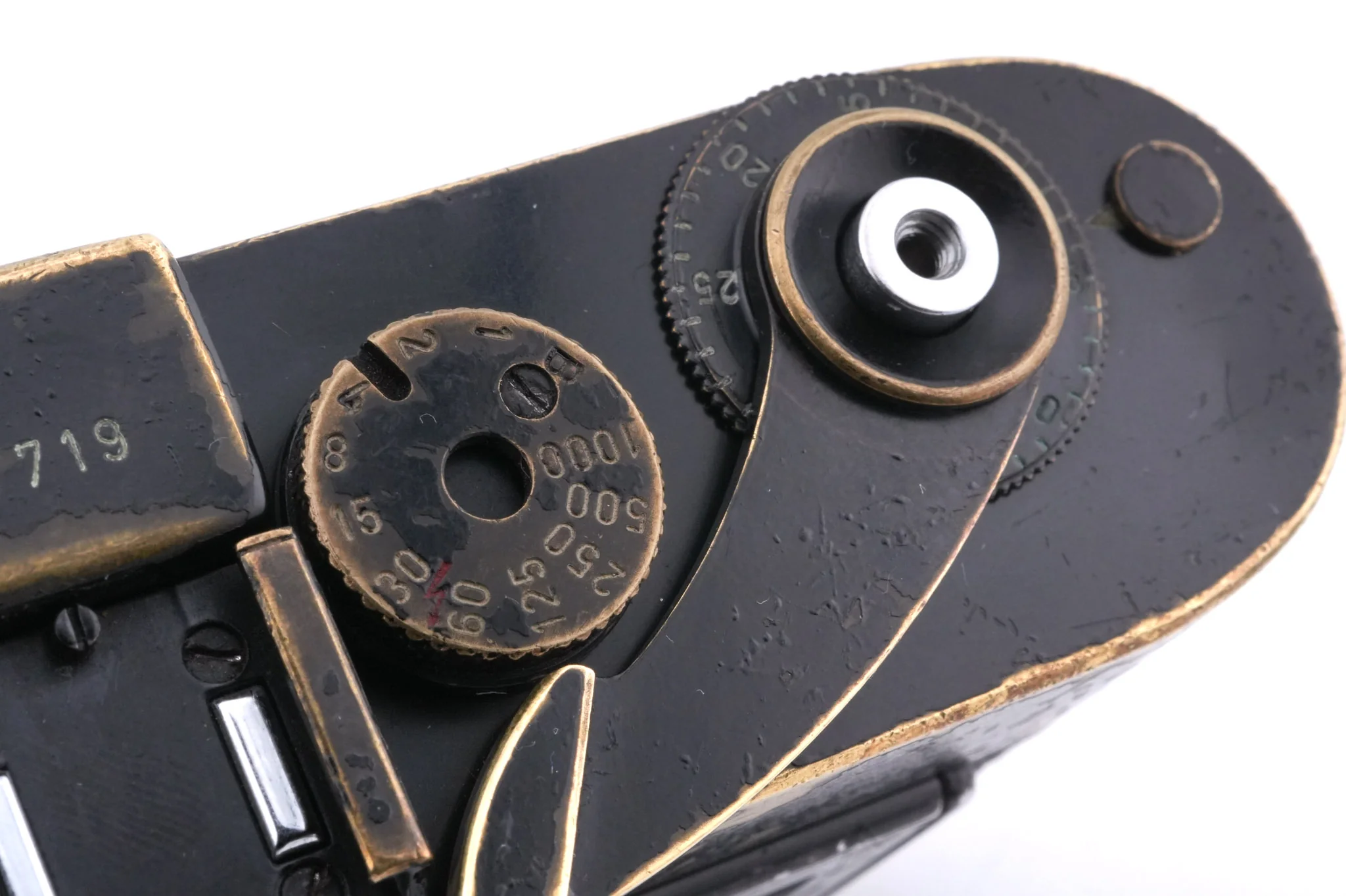 Leica M2 (Button Rewind) (Black Paint, KOOHE / 10800 / 10300) - Image 11