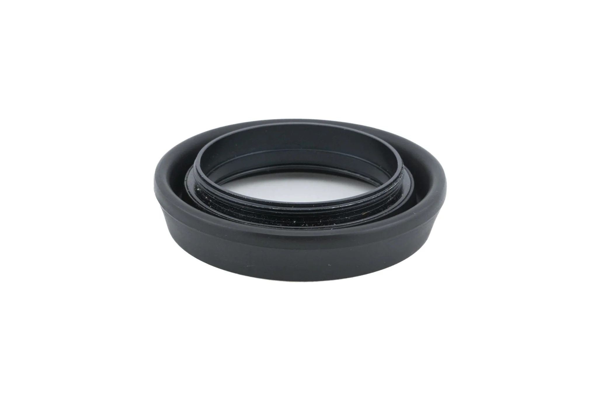 Leica Screw-In Rubber Lens Hood (90mm f4 Elmar-C) (12517) - Image 2