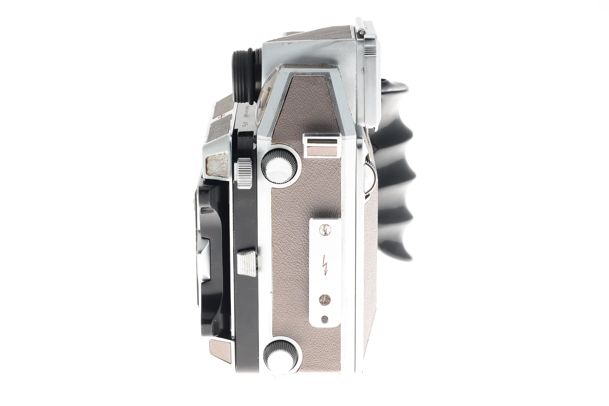 Linhof Super Technika IV 6x9 + 105mm f3.5 Xenar + Left Hand Grip For Super Technika - Image 4