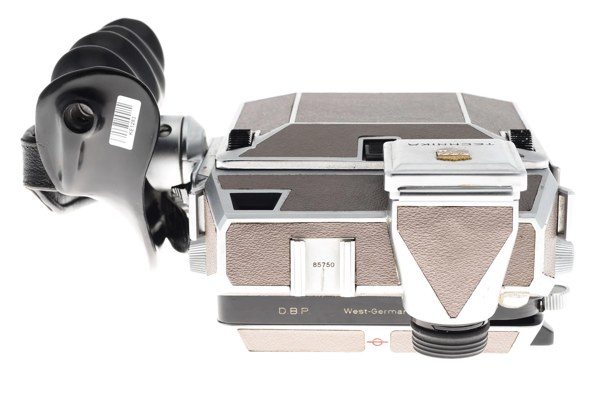 Linhof Super Technika IV 6x9 + 105mm f3.5 Xenar + Left Hand Grip For Super Technika - Image 7