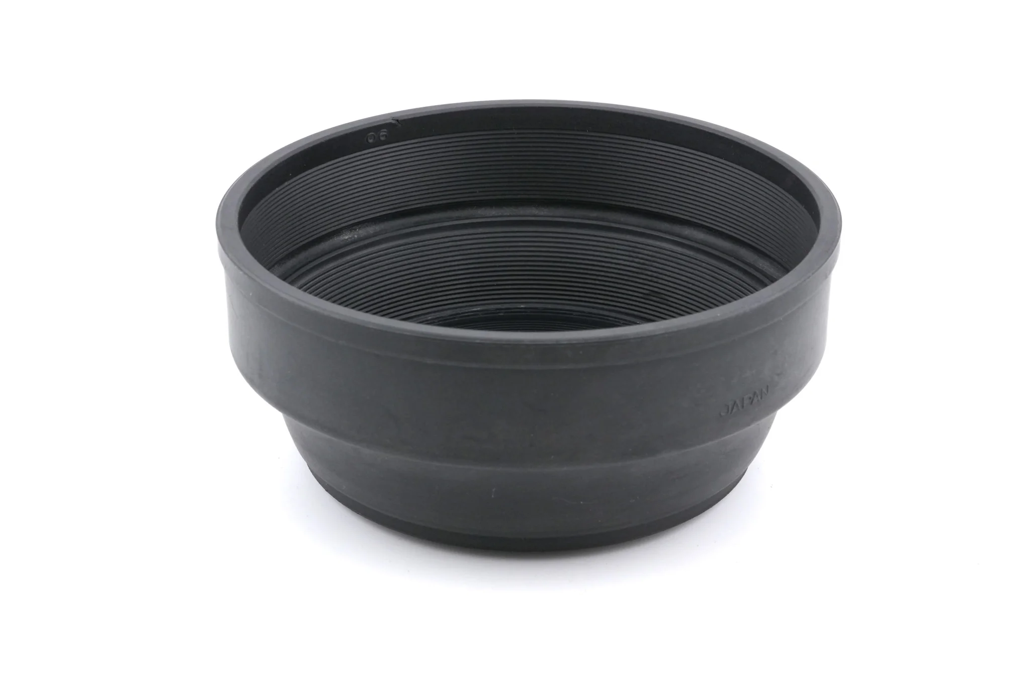 Mamiya 77mm Rubber Lens Hood (127-250mm) - Image 2