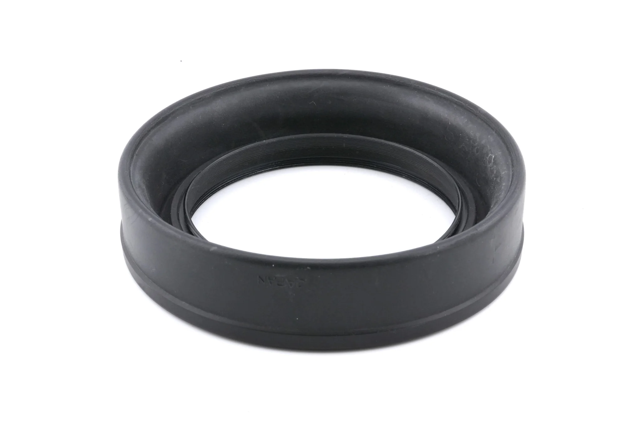 Mamiya 77mm Rubber Lens Hood (127-250mm) - Image 3