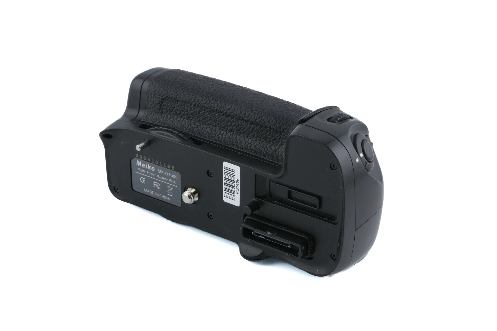 Meike MK-D7000 Battery Grip - Image 3