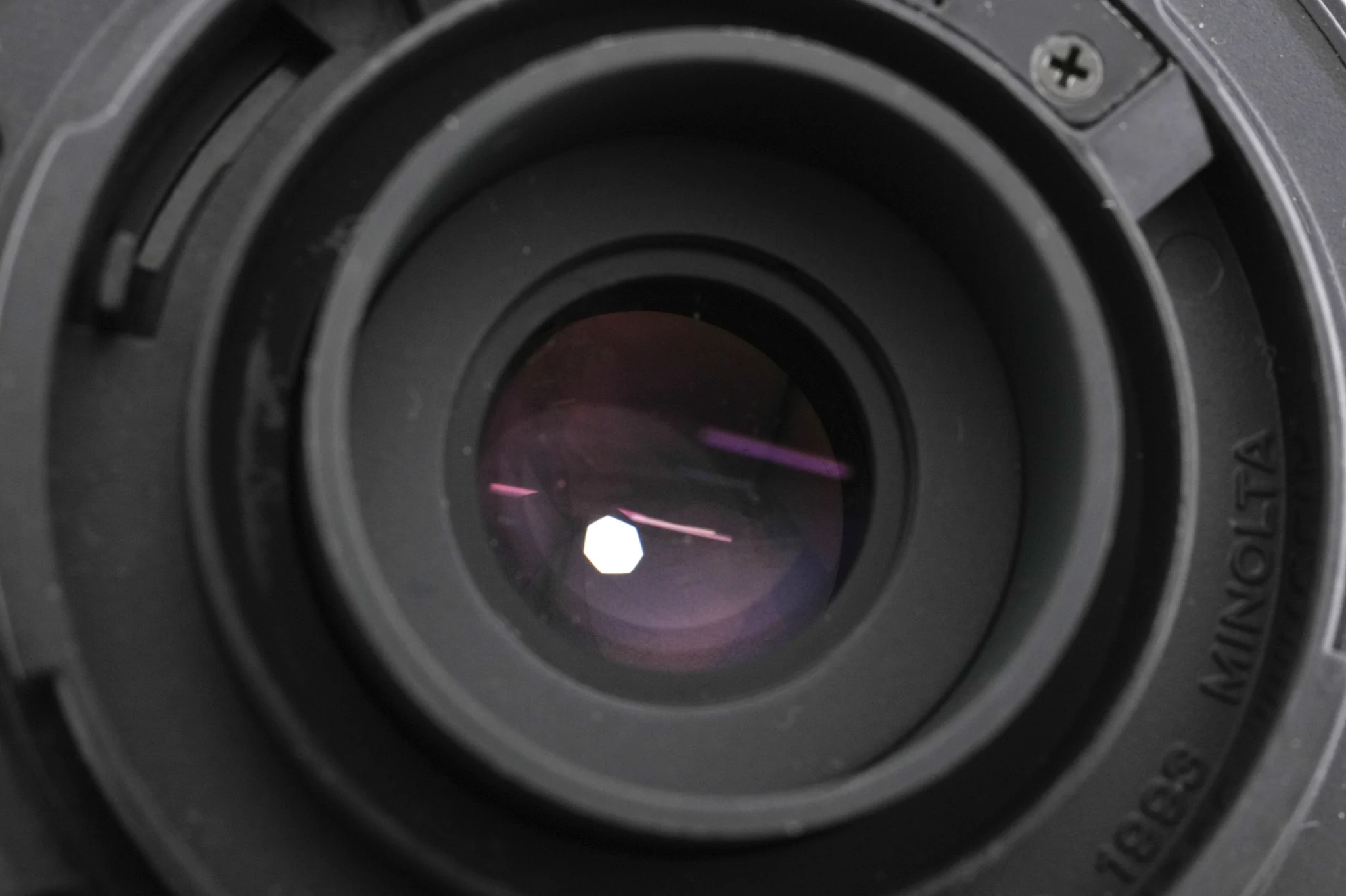 Minolta 35-70mm f3.5-4.5 AF - Image 4