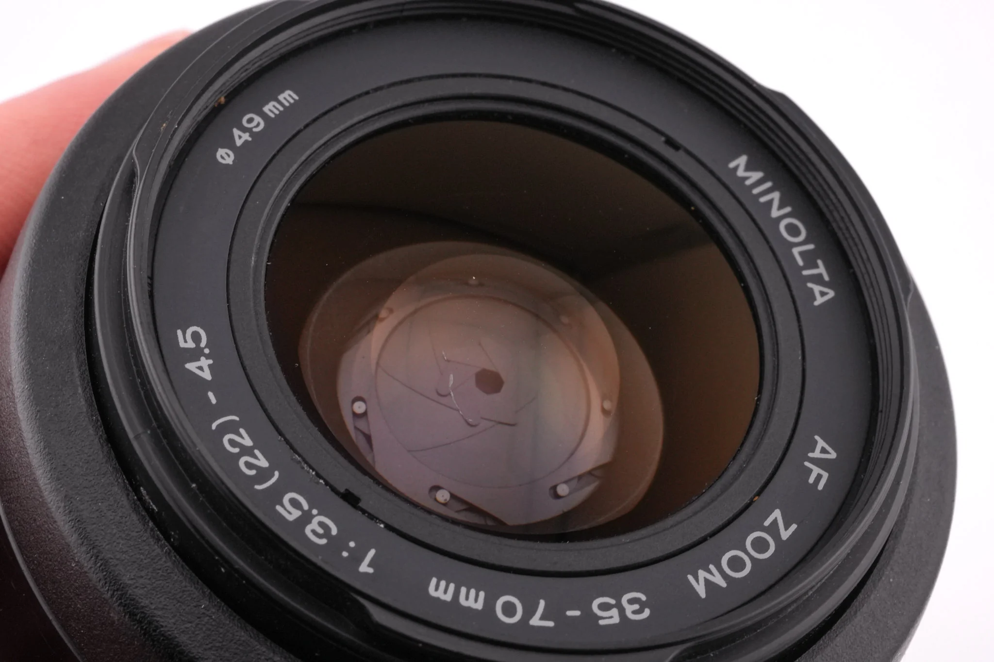 Minolta 35-70mm f3.5-4.5 AF - Image 3