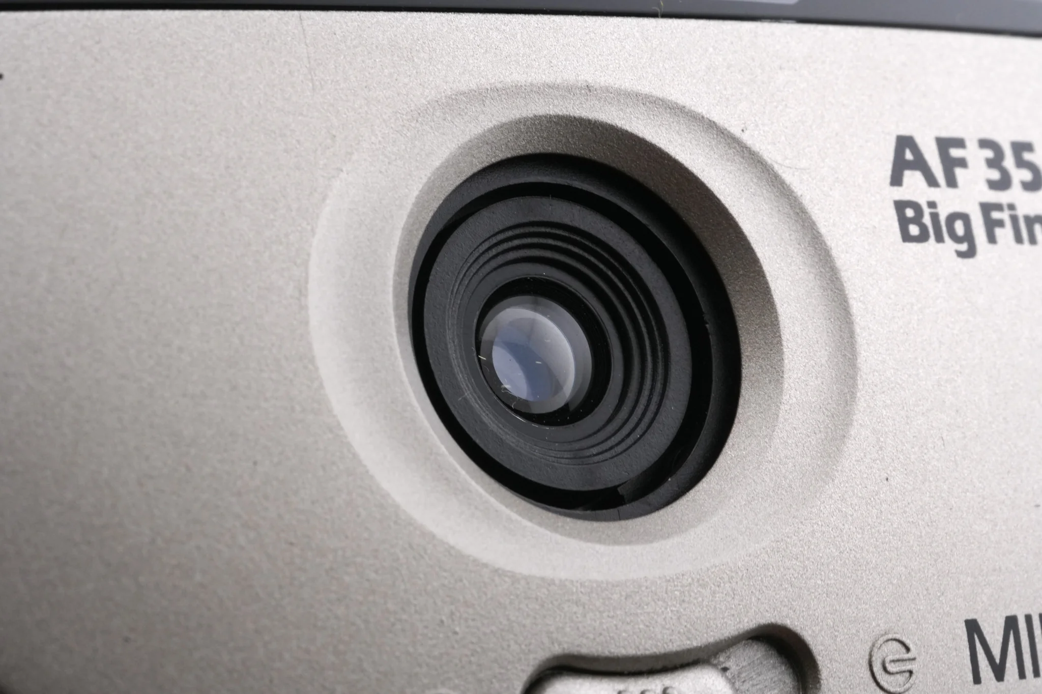 Minolta AF35 Big Finder - Image 5