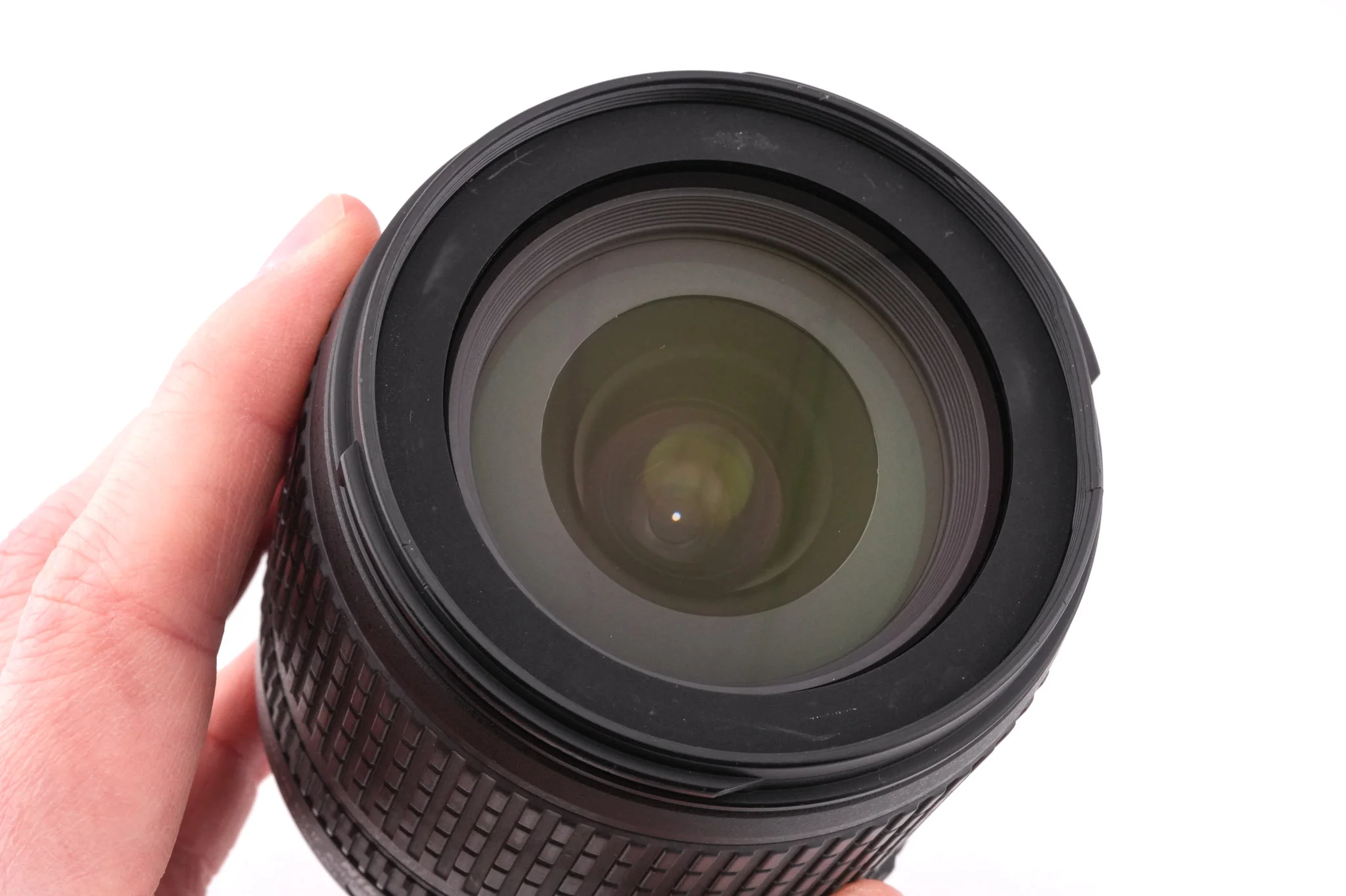 Nikon 18-105mm f3.5-5.6 AF-S Nikkor G ED VR - Image 3