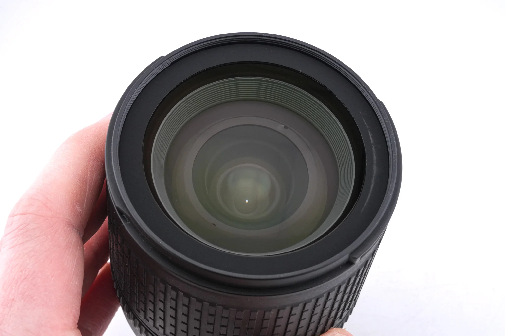 Nikon 18-135mm f3.5-5.6 AF-S Nikkor G ED - Image 5
