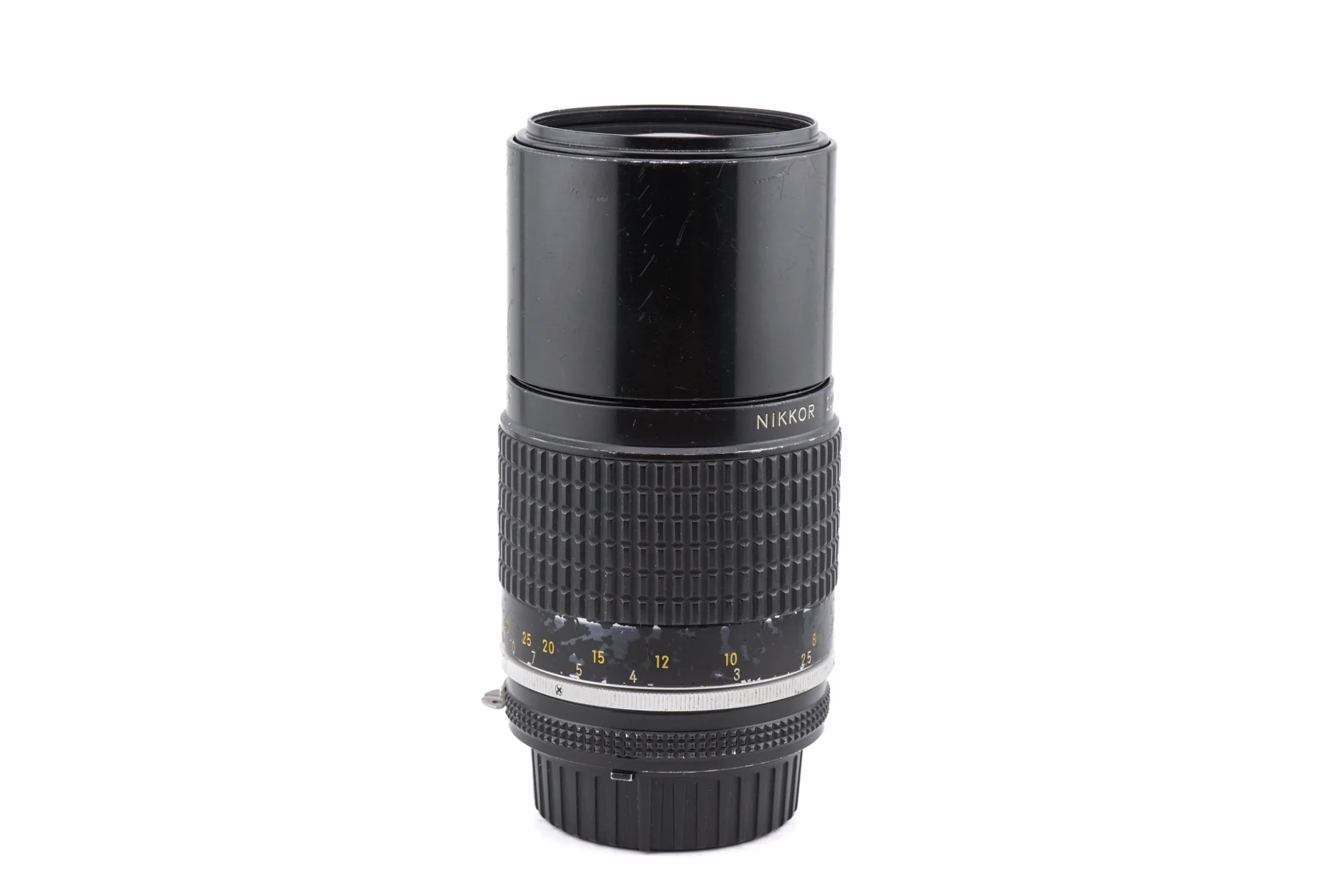 Nikon 200mm f4 Nikkor AI-S - Image 6