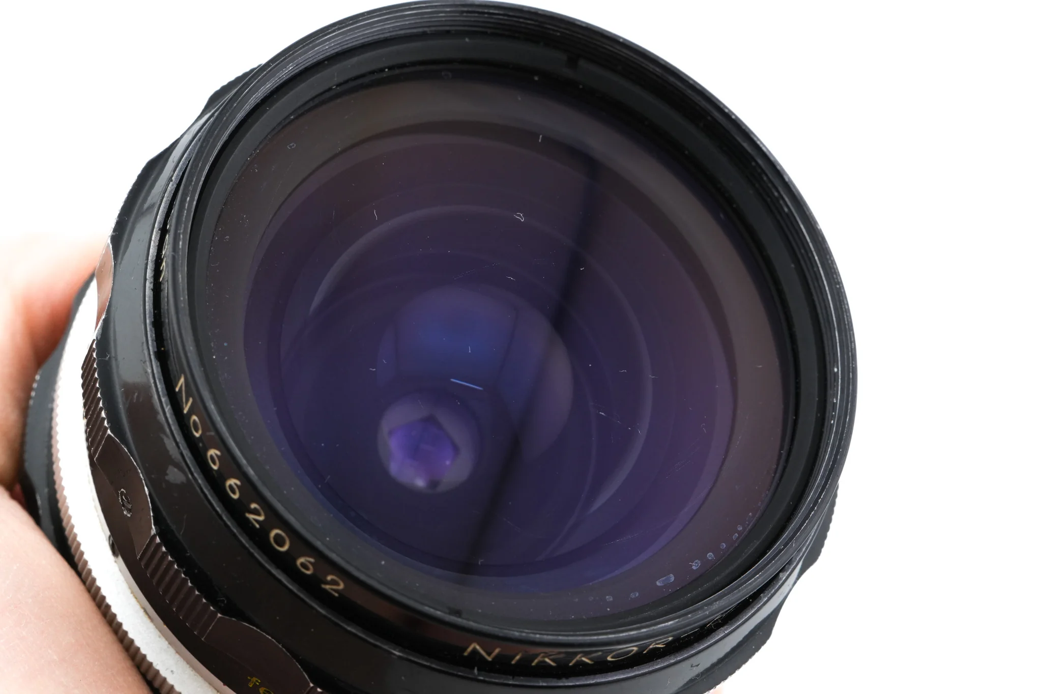 Nikon 28mm f3.5 Auto Nikkor-H AI'd - Image 3