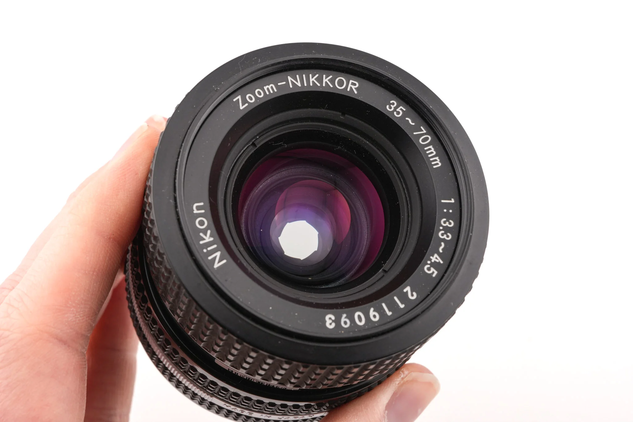 Nikon 35-70mm f3.3-4.5 Zoom-Nikkor AI-S - Image 3