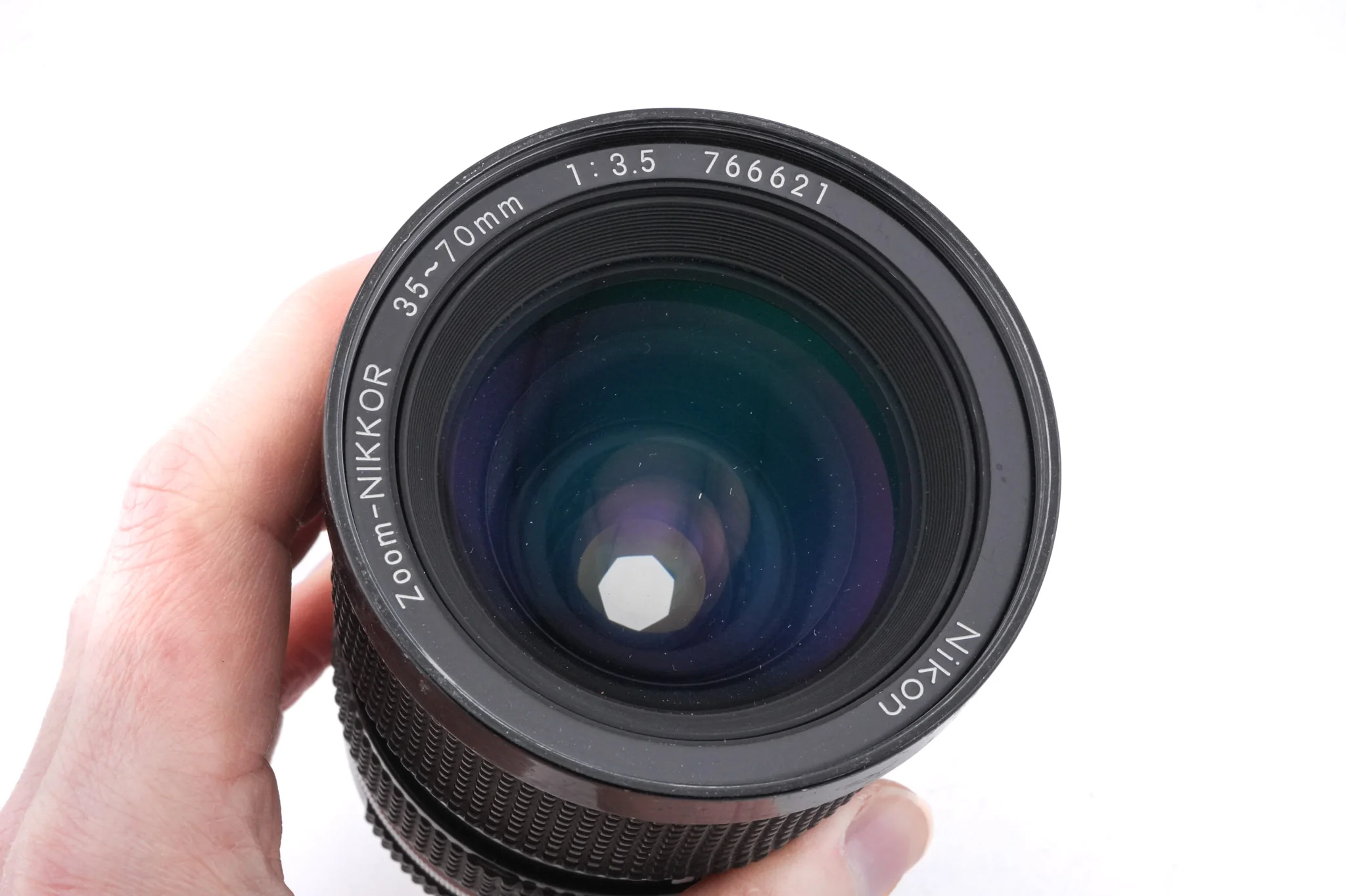 Nikon 35-70mm f3.5 Zoom-Nikkor AI - Image 3
