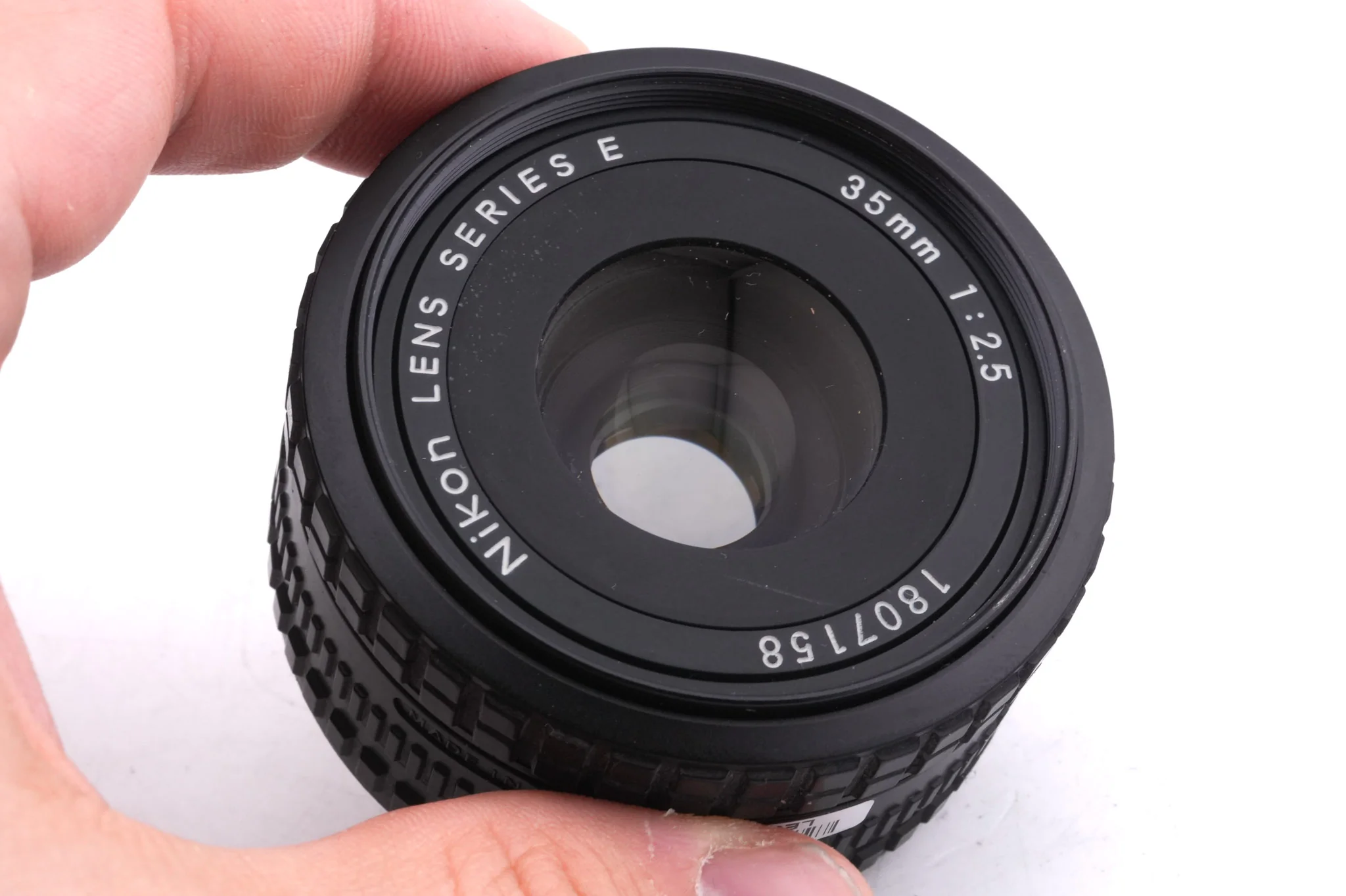 Nikon 35mm f2.5 Series E - Image 2
