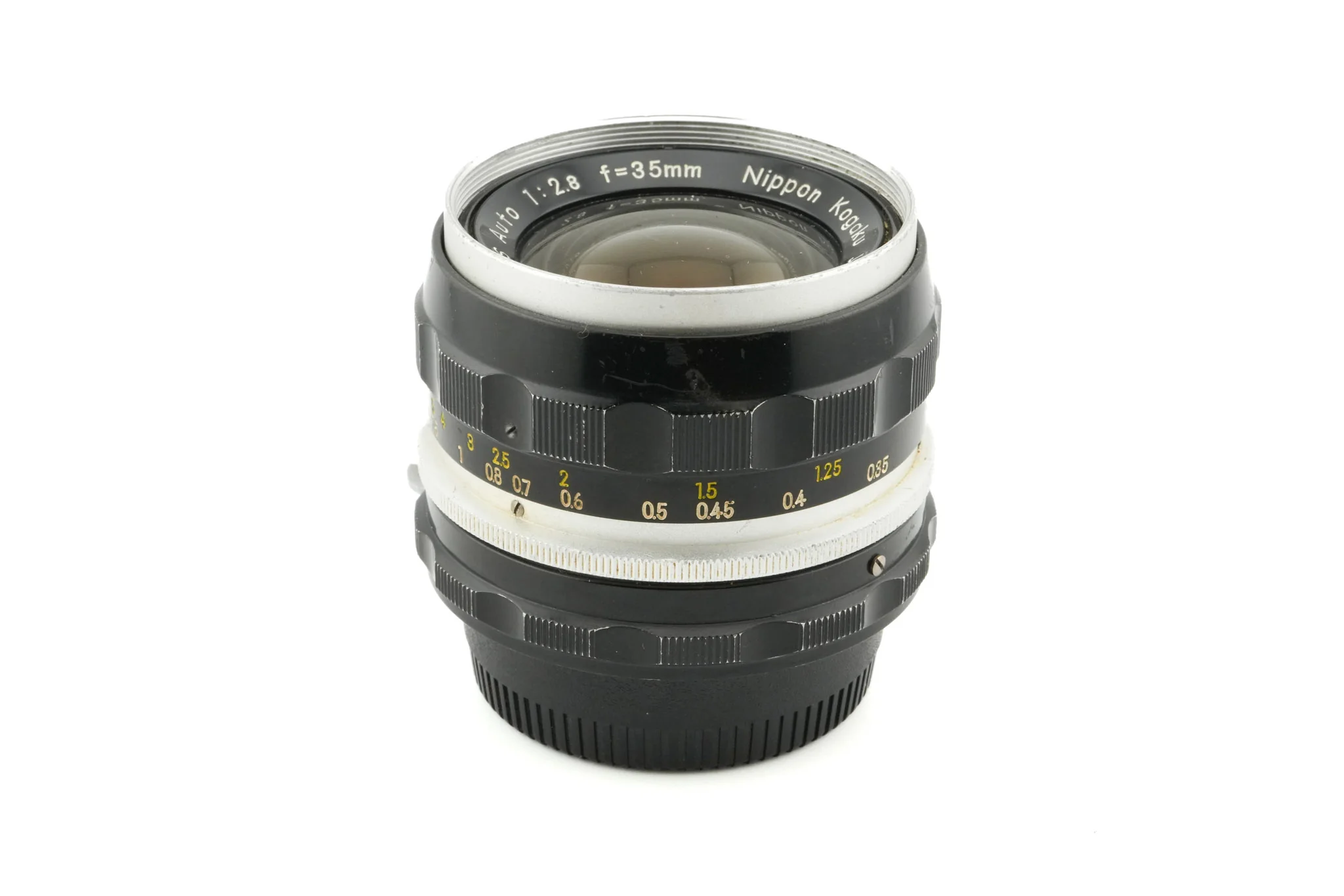 Nikon 35mm f2.8 Nikkor-S Auto Pre-AI - Image 2